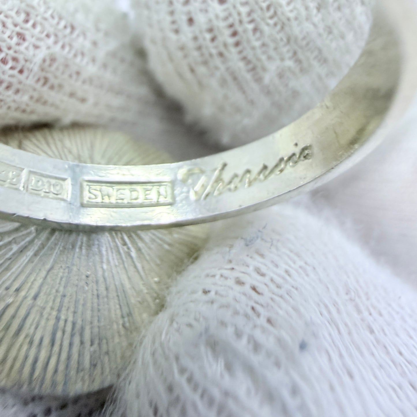 Theresia Hvorslev for MEMA, Sweden 1978. Vintage Sterling Silver Ring. Design: Dewdrop
