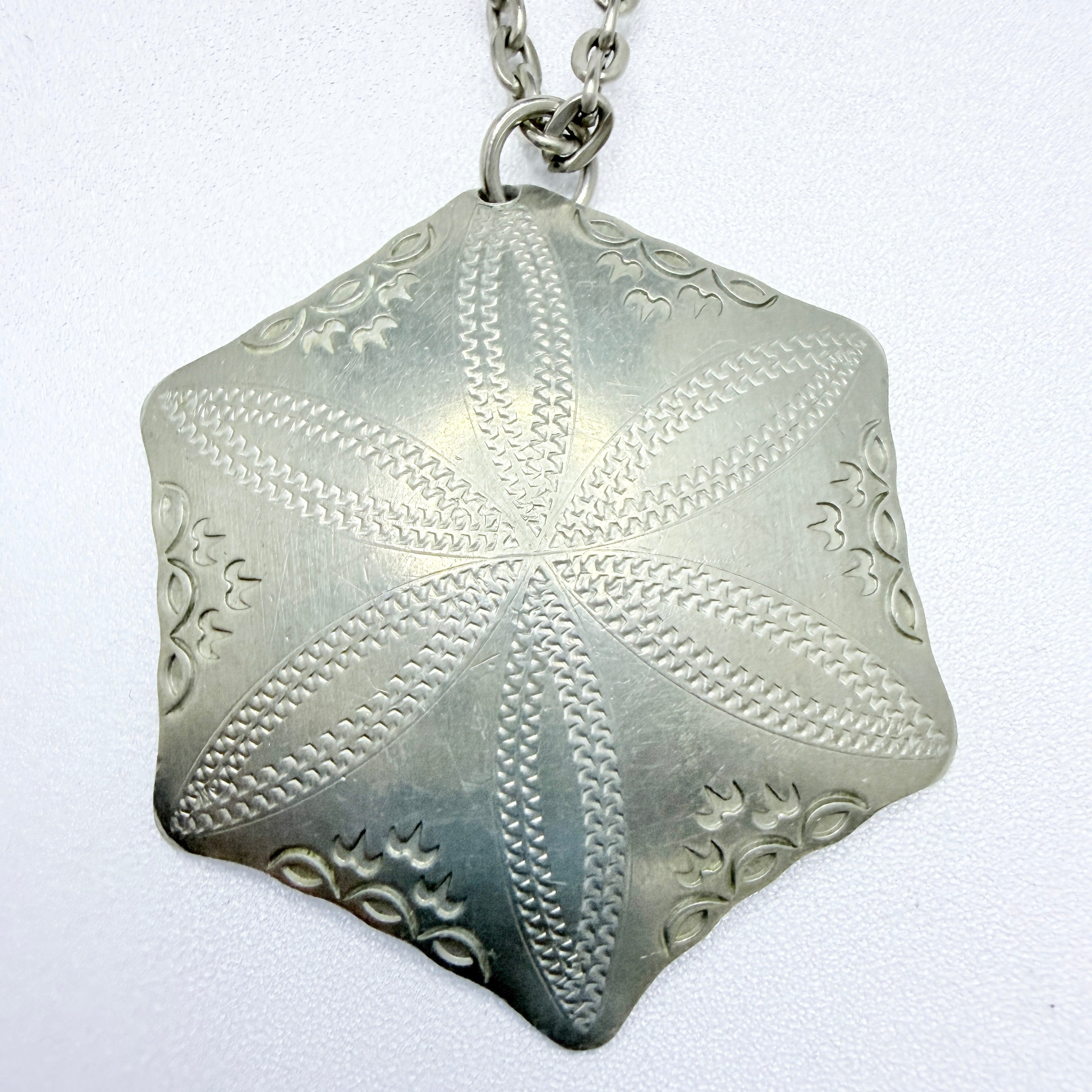 Vintage ca 1950 Traditional North Scandinavia Pewter Pendant