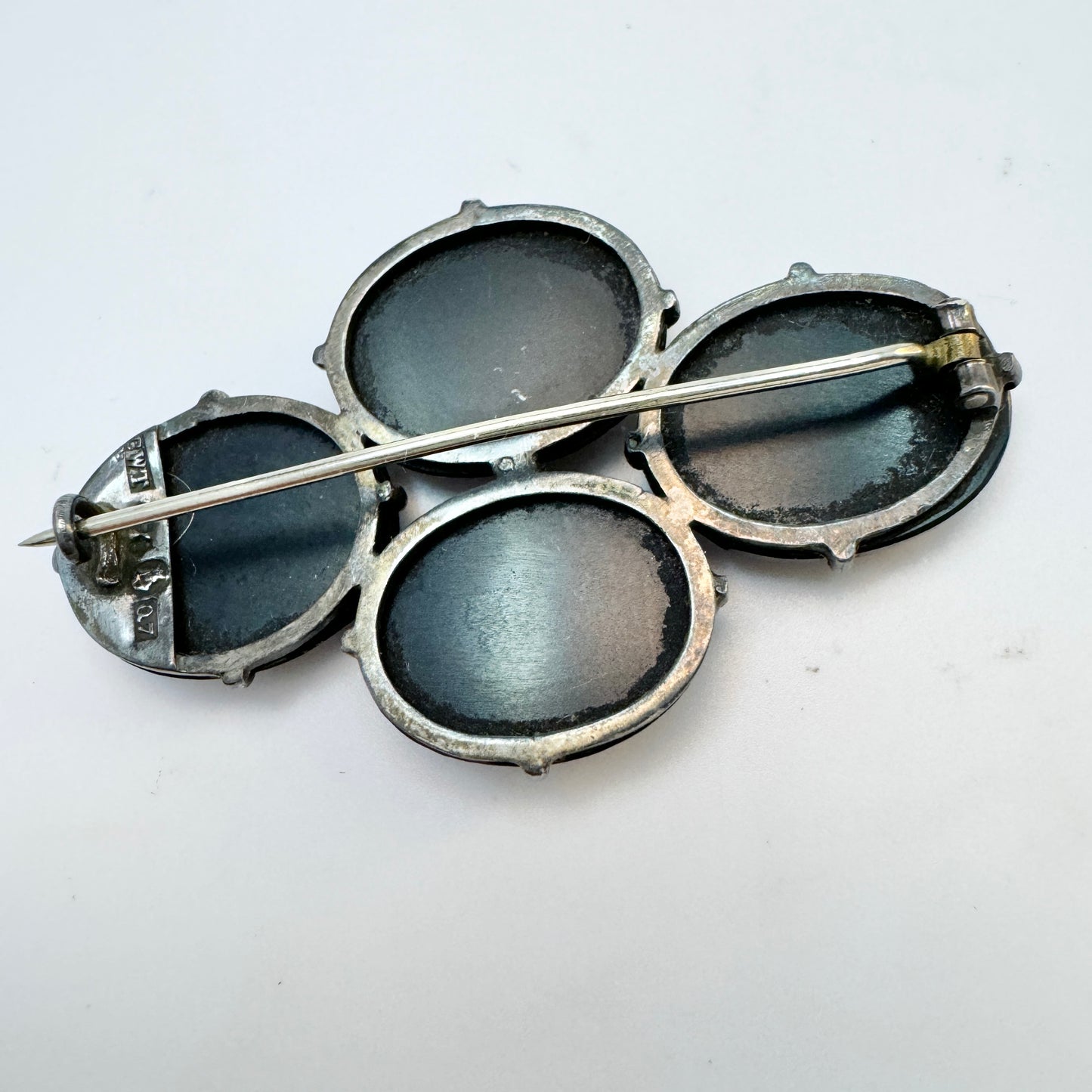 CW Täckholm, Sweden 1918. Antique Solid Silver French Jet Mourning Brooch.