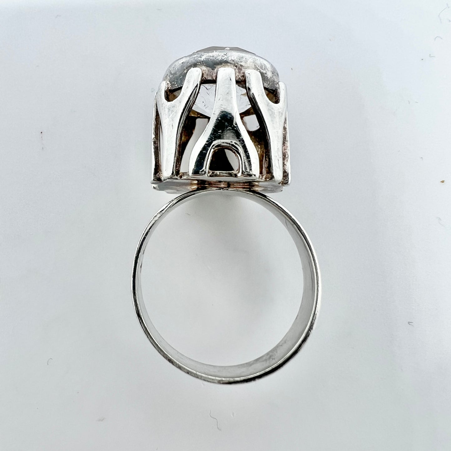 Vintage 1960-70s Solid Silver Rock Crystal Ring.