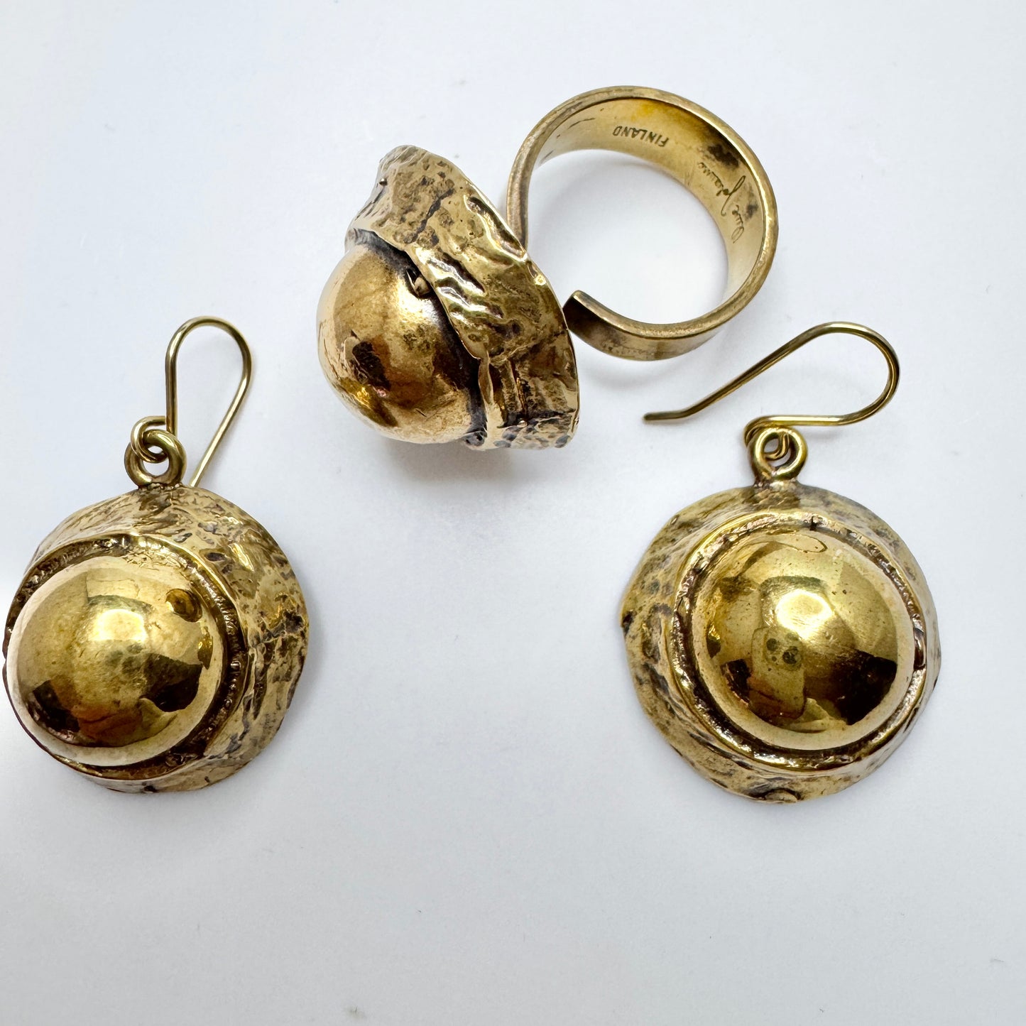 Owe Johansson, Finland c 1970s. Bold Vintage Bronze Ring + Earrings.