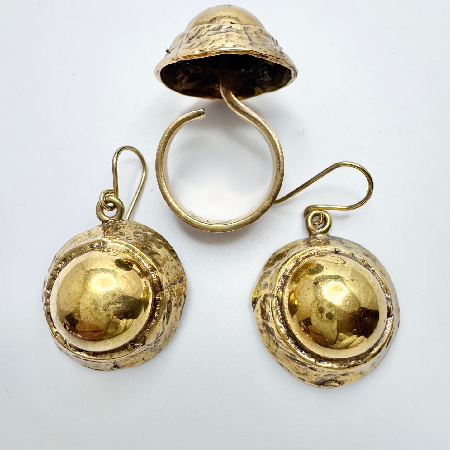 Owe Johansson, Finland c 1970s. Bold Vintage Bronze Ring + Earrings.
