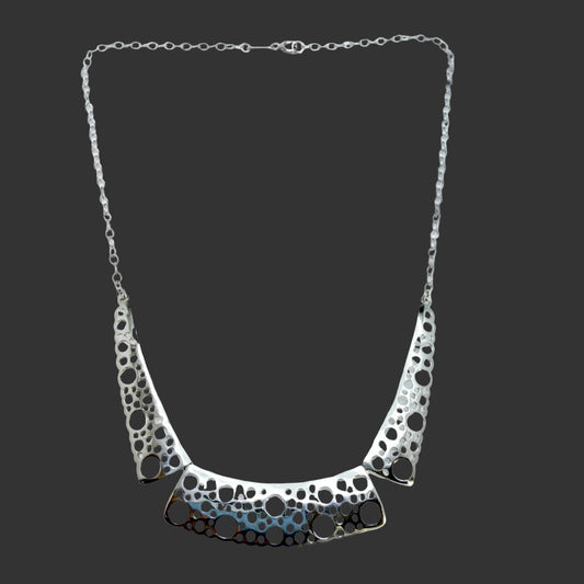 Kultakeskus, Finland. Design Liisa Vitali, Sterling Silver Necklace