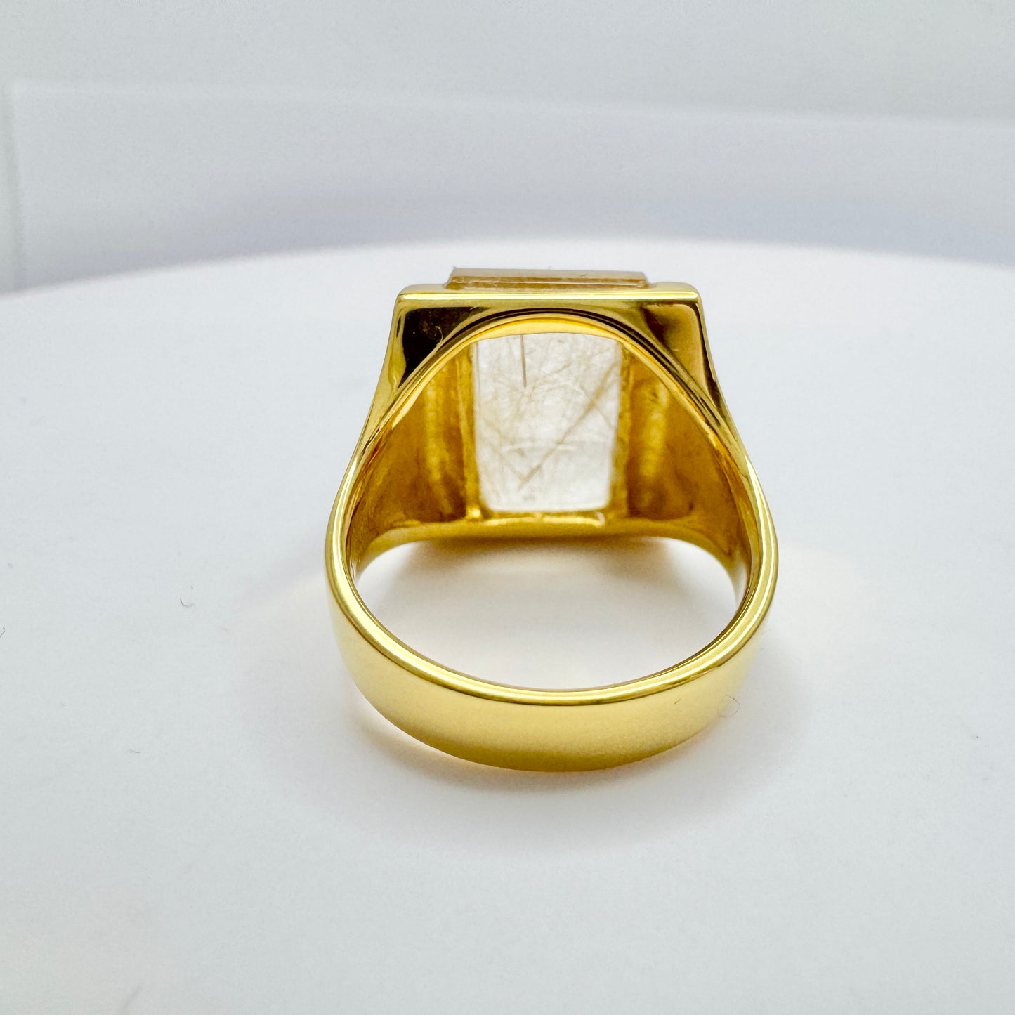 Sweden. Chunky 18k Gold Rutilated Quartz Ring. Mint.