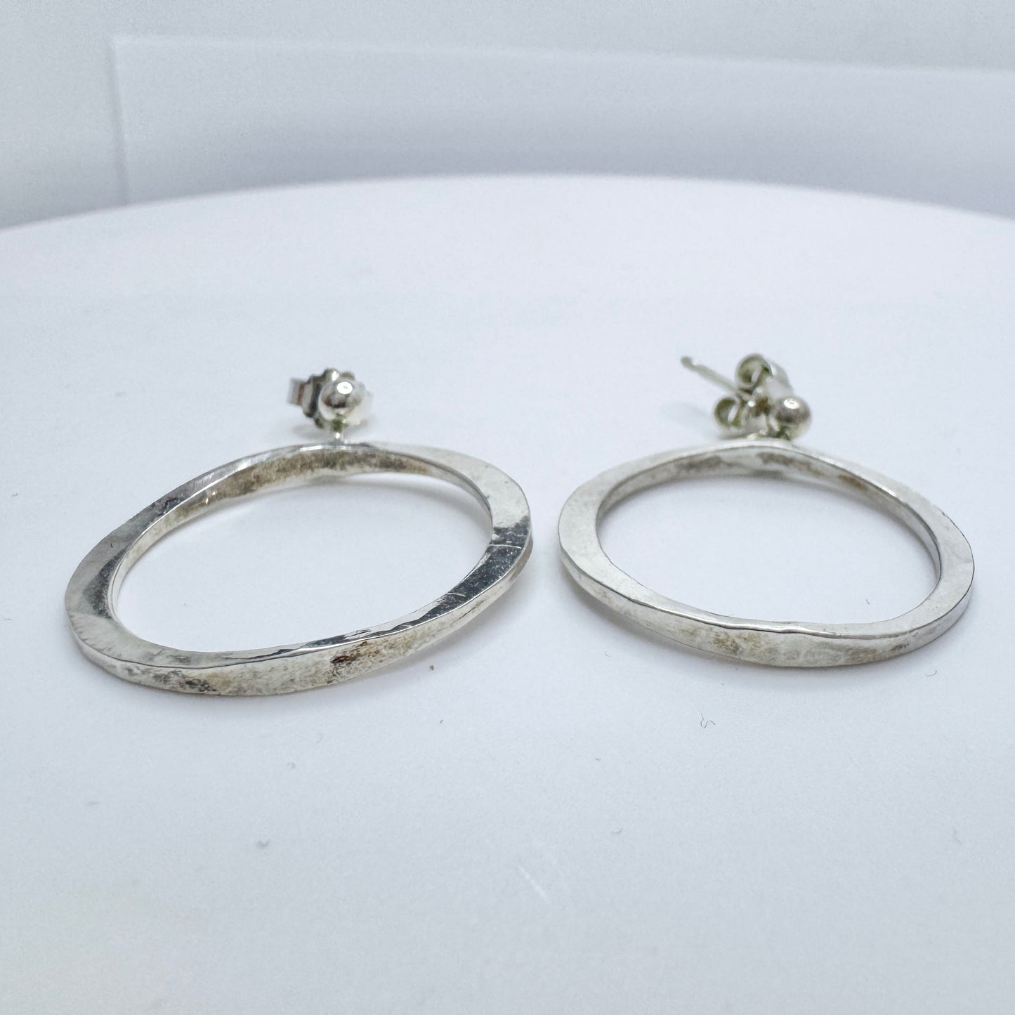 R.Gustafsson, Sweden 1993. Vintage Sterling Silver Earrings.