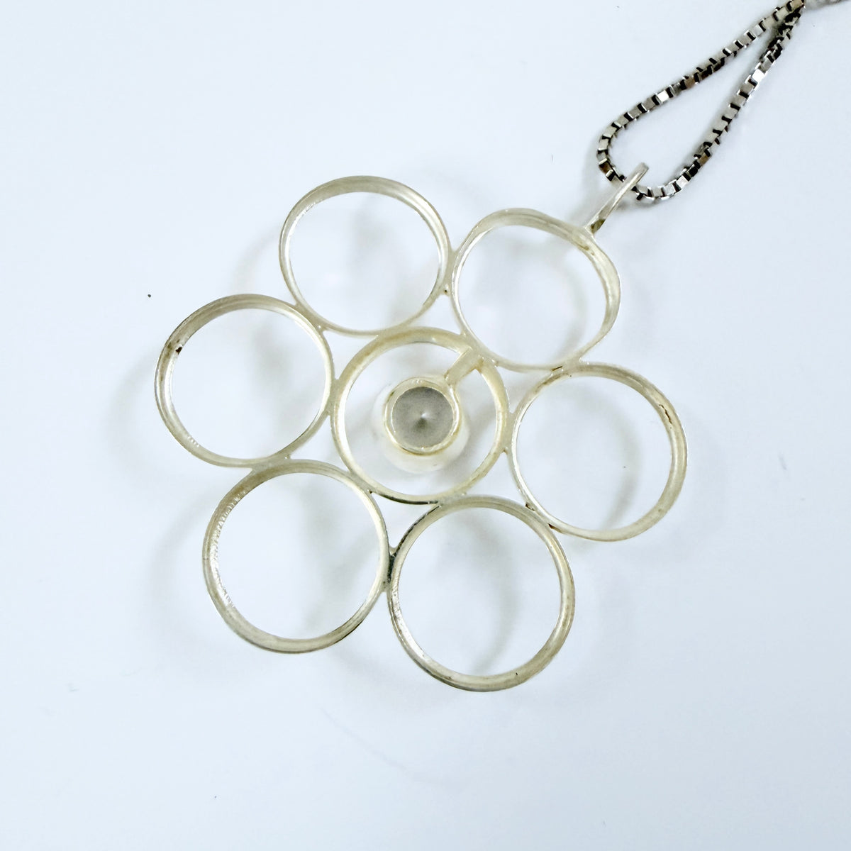 Vintage Solid Silver Synthetic Spinel Pendant Necklace.