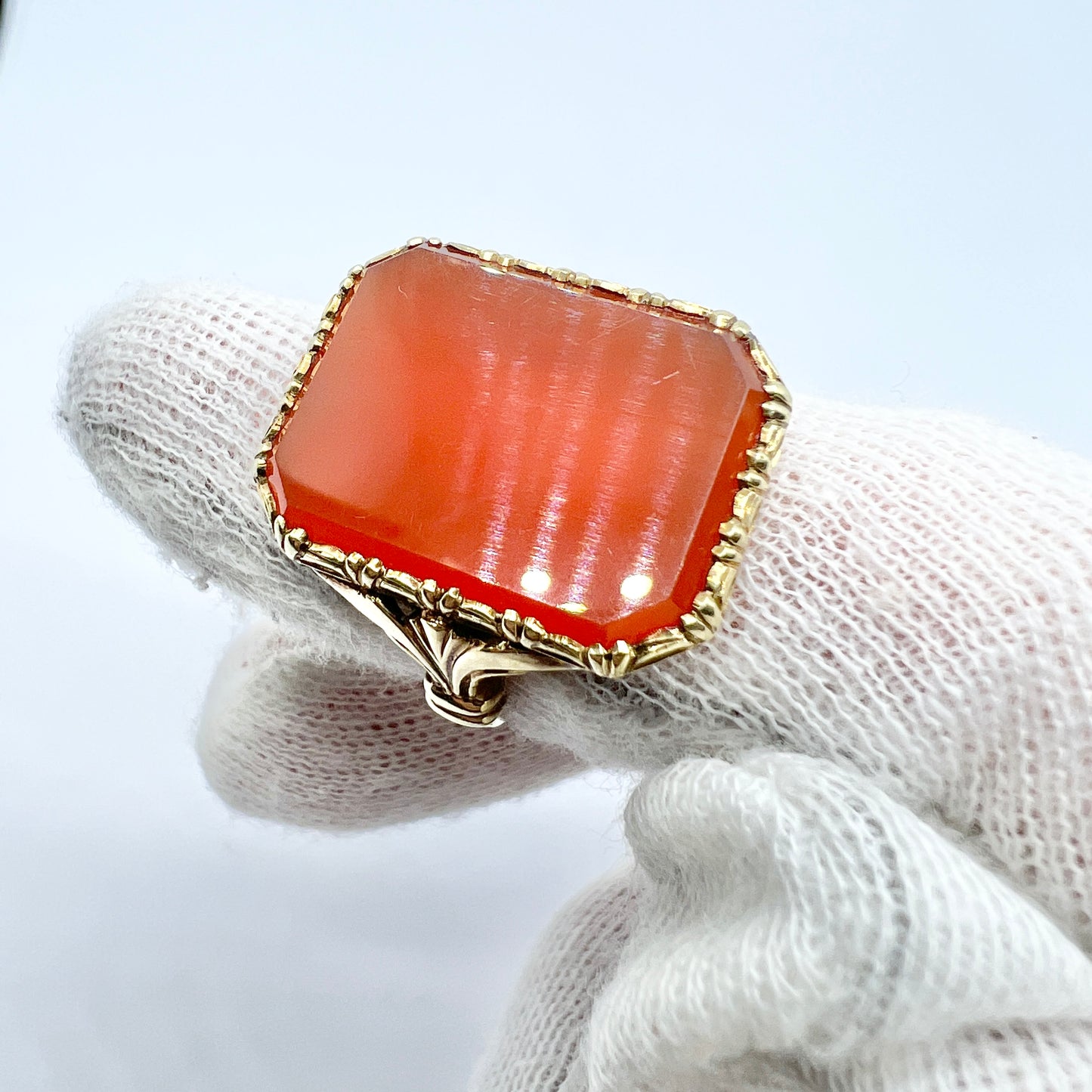 Antique c 1910. 14k Gold Carnelian Signet Ring.