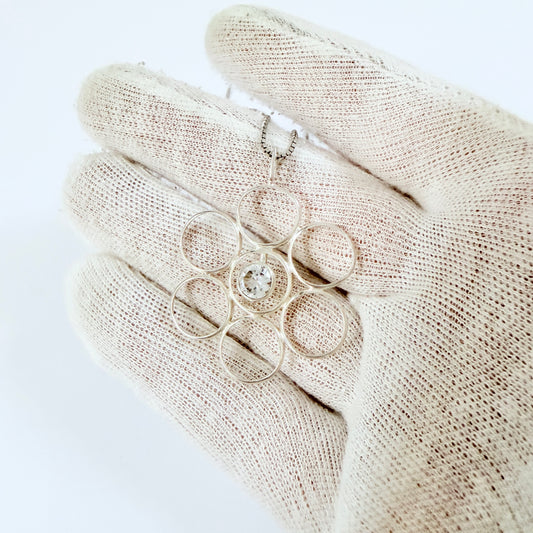 Vintage Solid Silver Synthetic Spinel Pendant Necklace.