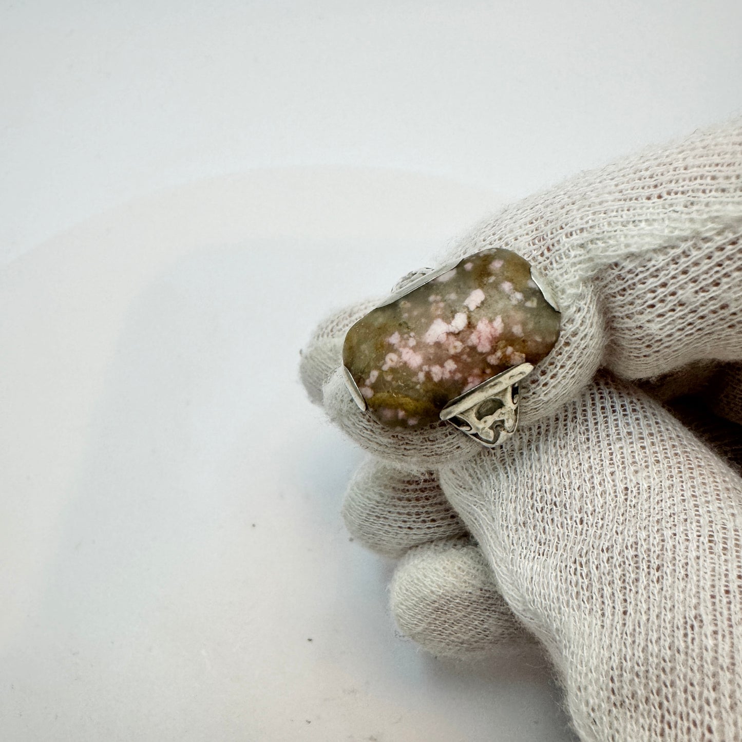 Vintage Sterling Silver Hardstone Ring.