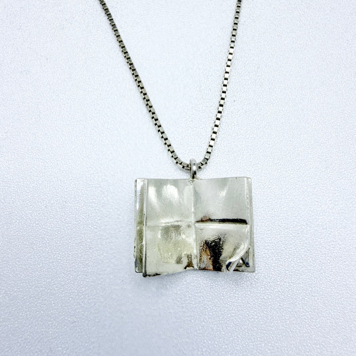 Bengt Liljedahl, Sweden 1988. Vintage Sterling Silver Open Book Pendant Necklace.