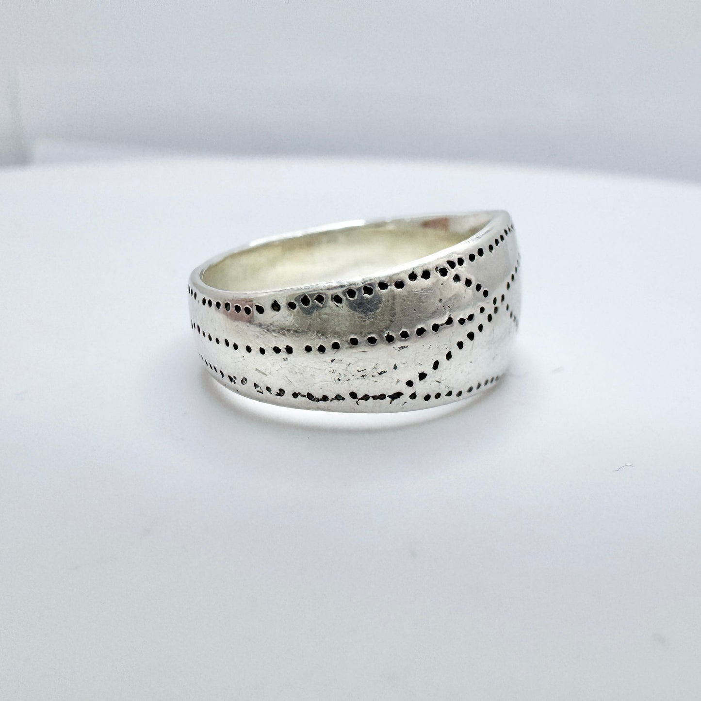 Bengt Hallberg, Sweden. Vintage Viking Copy Sterling Silver Ring.