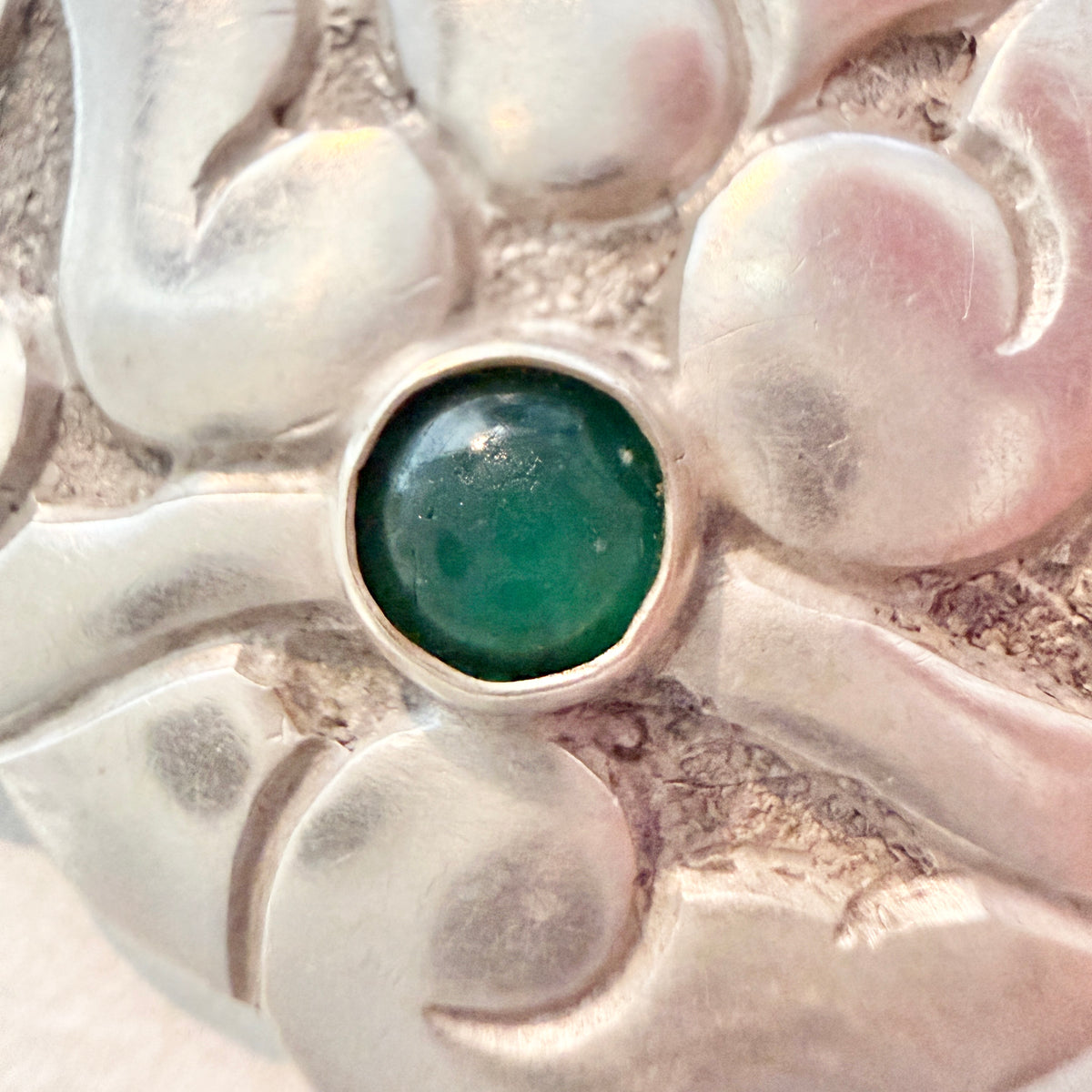 Denmark ca 1920. Antique Art Nouveau Solid Silver Chrysoprase Brooch.