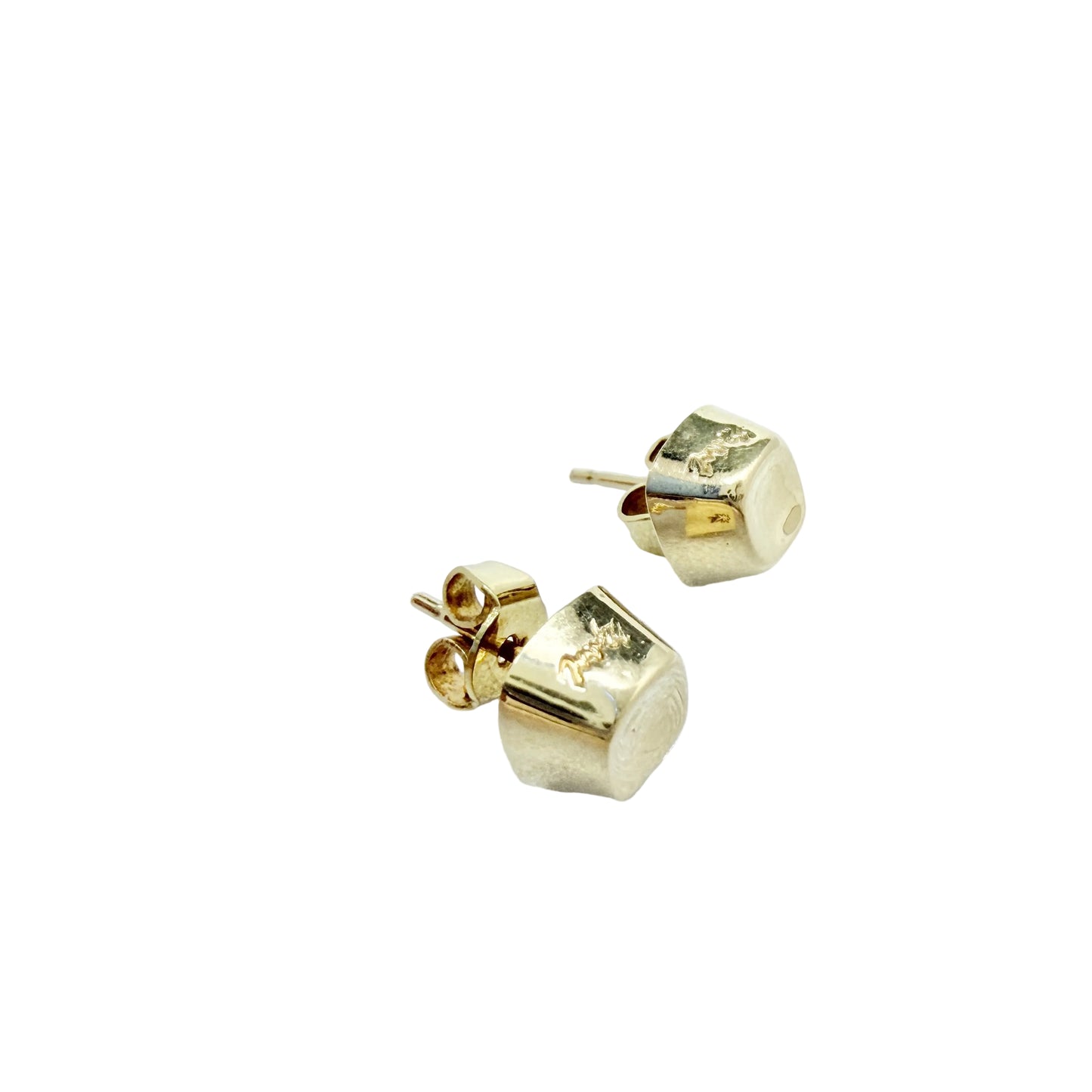 Sigurd Persson for Ateljé Stigbert, Sweden 1950s. Vintage 18k Gold Stud Earrings. Design: Cube.