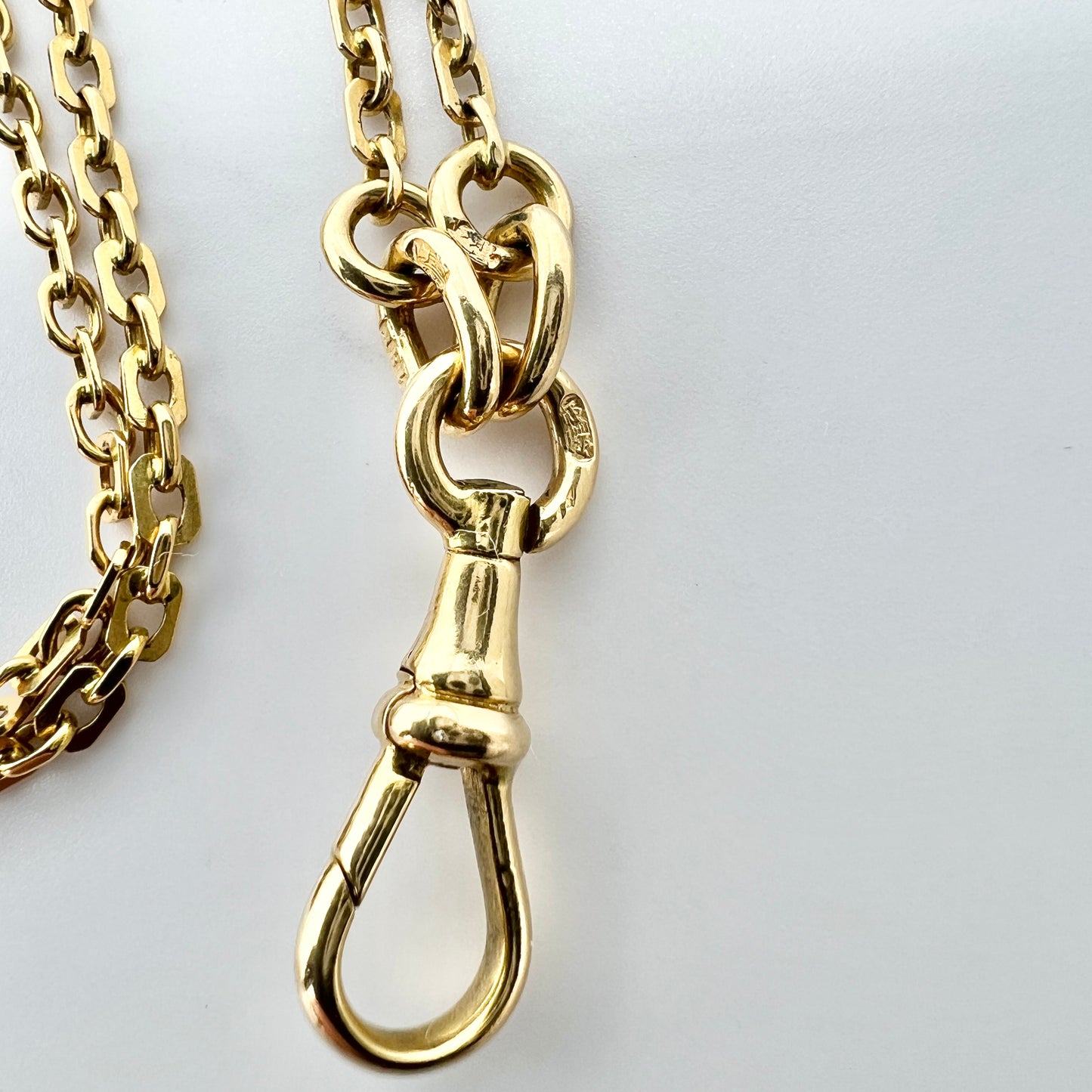 Karl Andersson, Stockholm Sweden c 1900. Antique 18k Gold Longuard Chain Necklace.