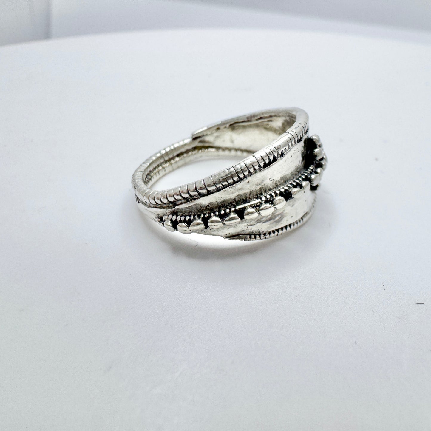 Bengt Hallberg, Sweden. Vintage Viking Copy Sterling Silver Ring.