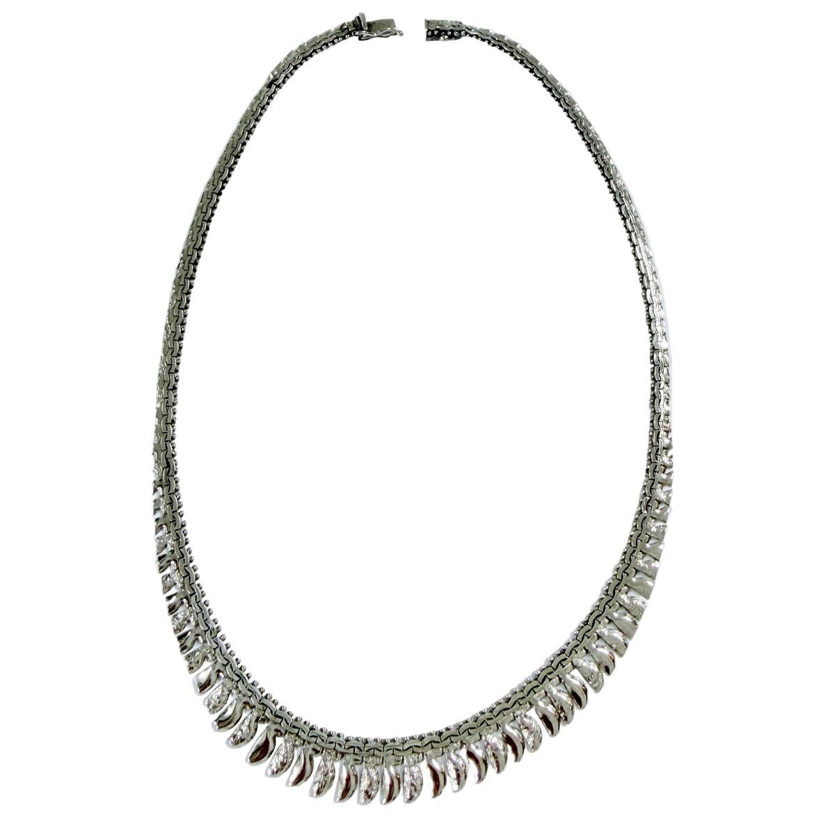 Vintage Solid Silver Necklace. Probably Italy.