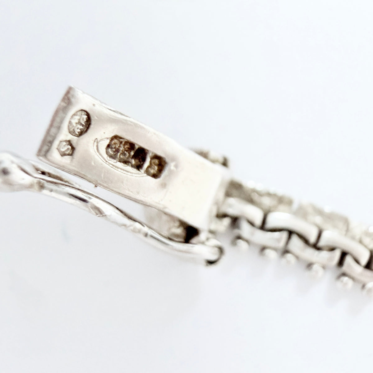 Vintage Solid Silver Necklace. Probably Italy.