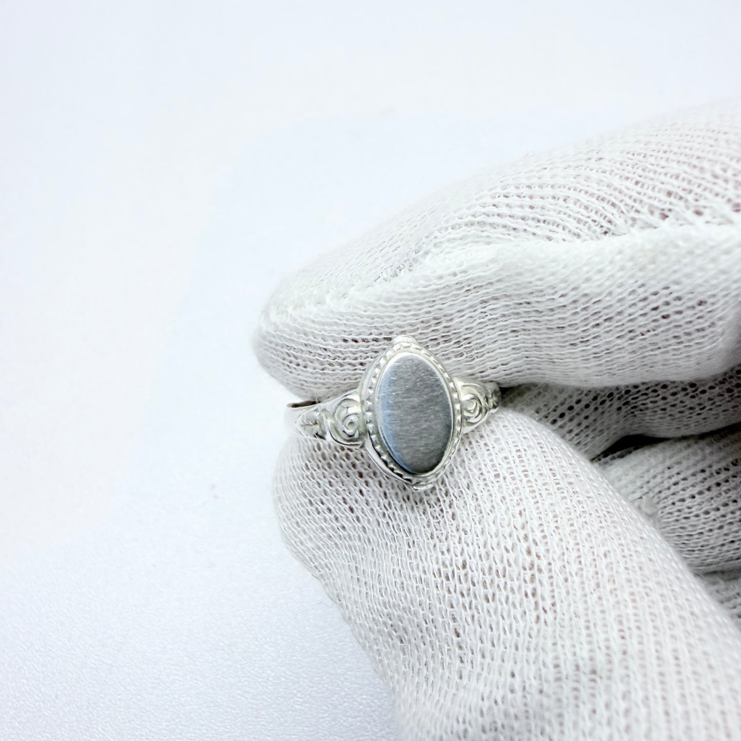 Vintage c 1950s. Vintage Sterling Silver Female Signet Ring