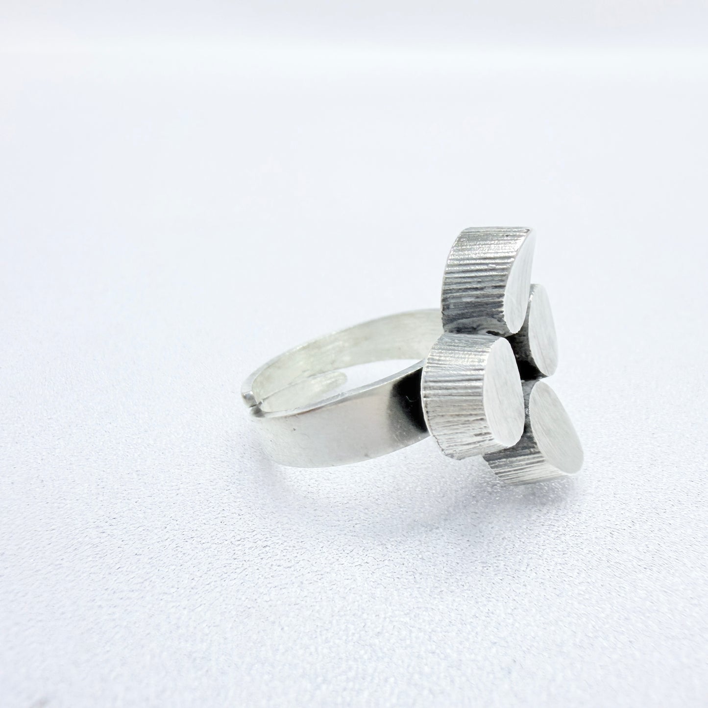 Karl Laine for Sten & Laine, Finland 1973. Vintage Sterling Silver Ring.