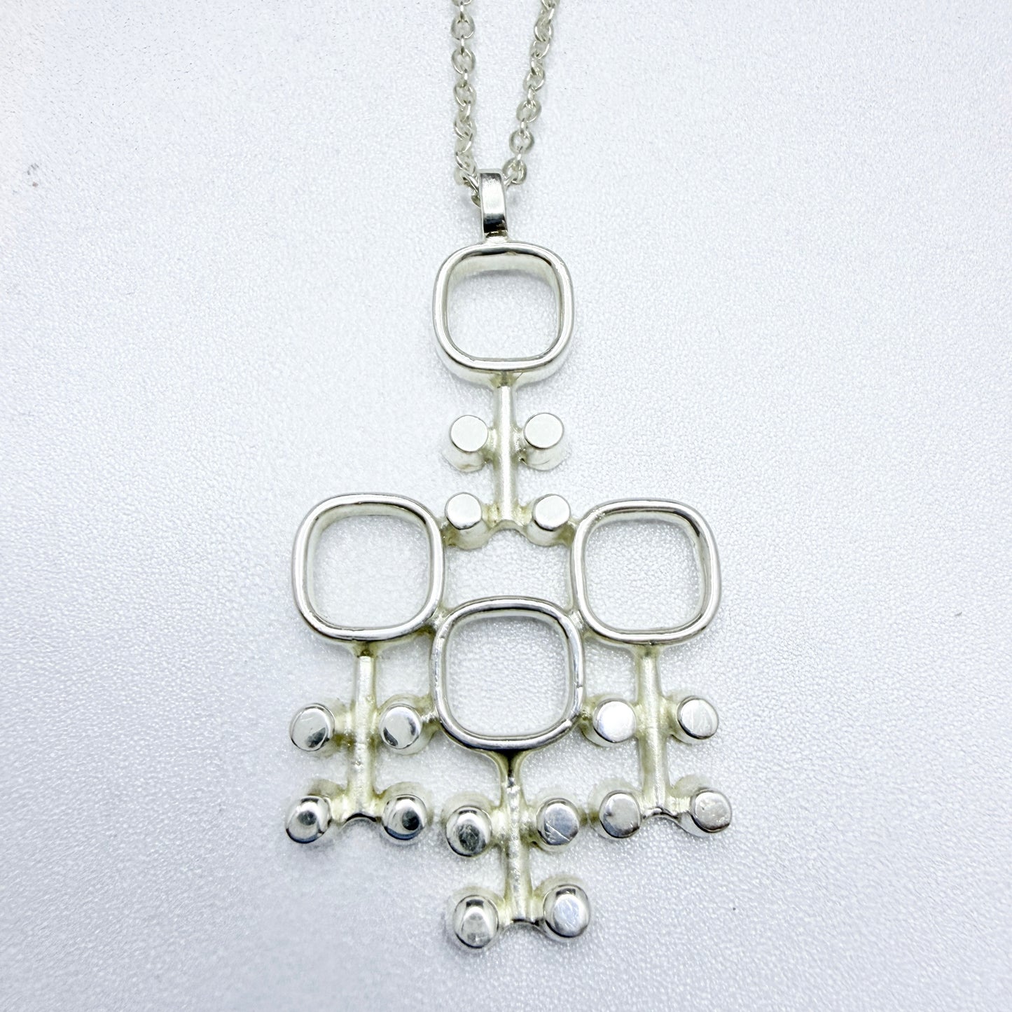 Jorma Laine for Kultateollisuus, Finland year 1970. Vintage Solid Silver Pendant Necklace