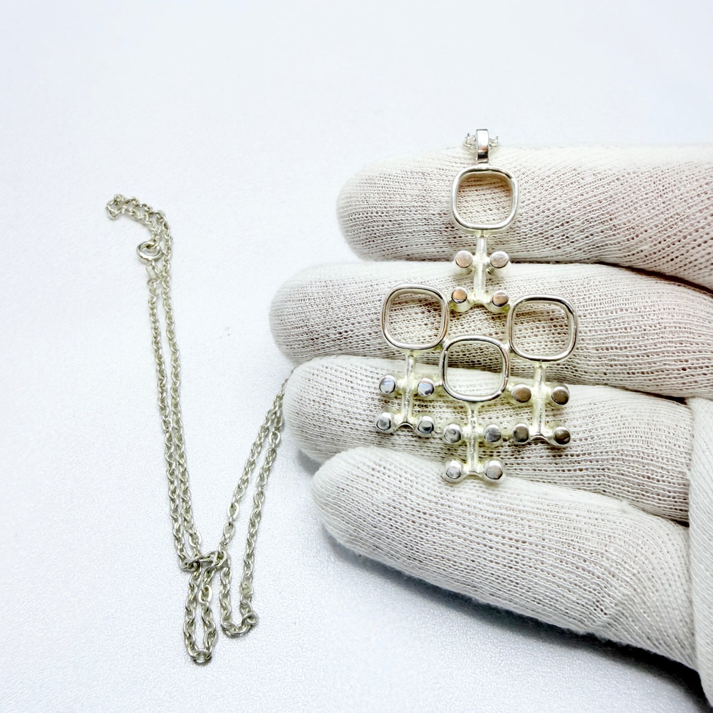 Jorma Laine for Kultateollisuus, Finland year 1970. Vintage Solid Silver Pendant Necklace