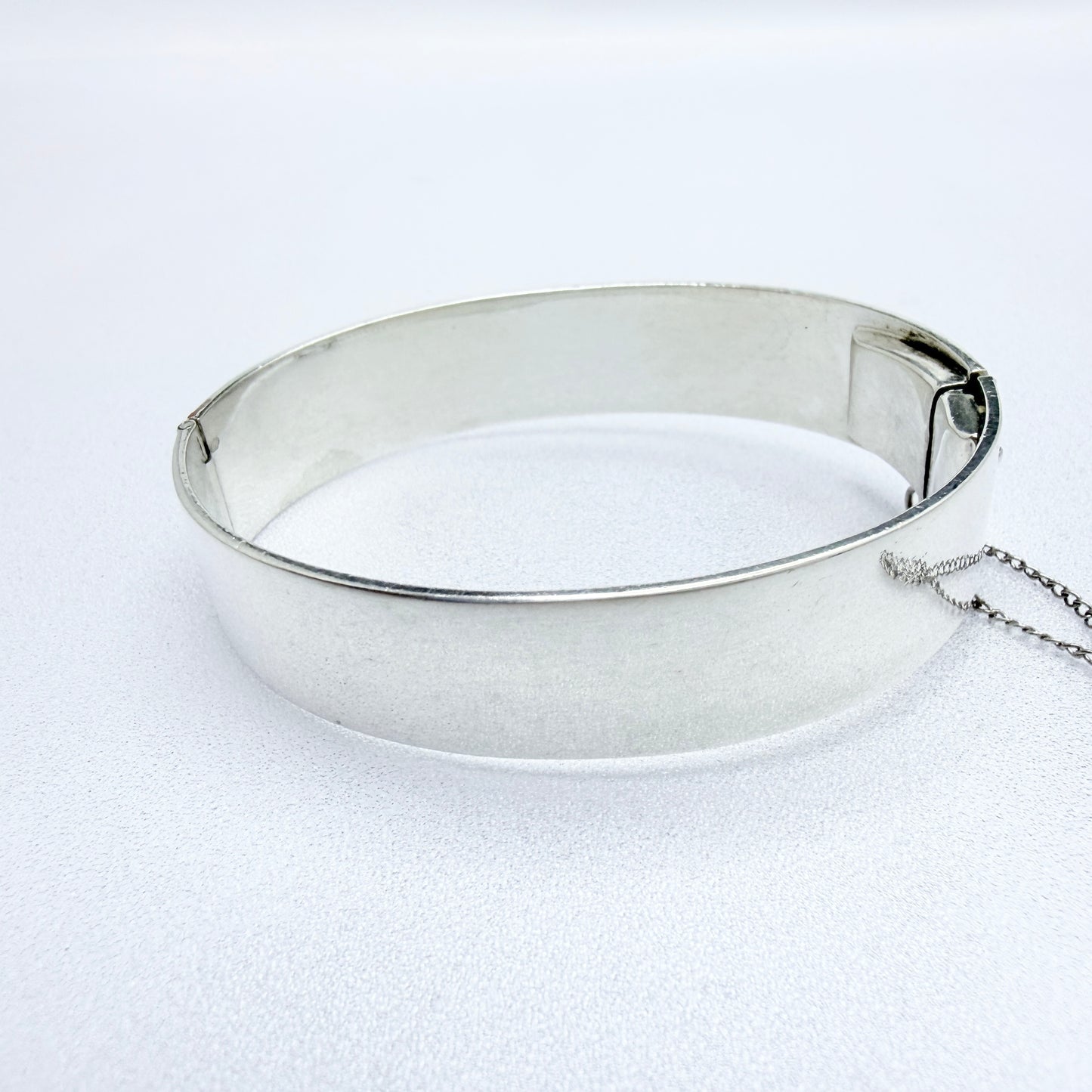 Sigurd Persson for Atlejé Stigbert, Sweden 1952. Vintage Sterling Silver Hinged Bangle