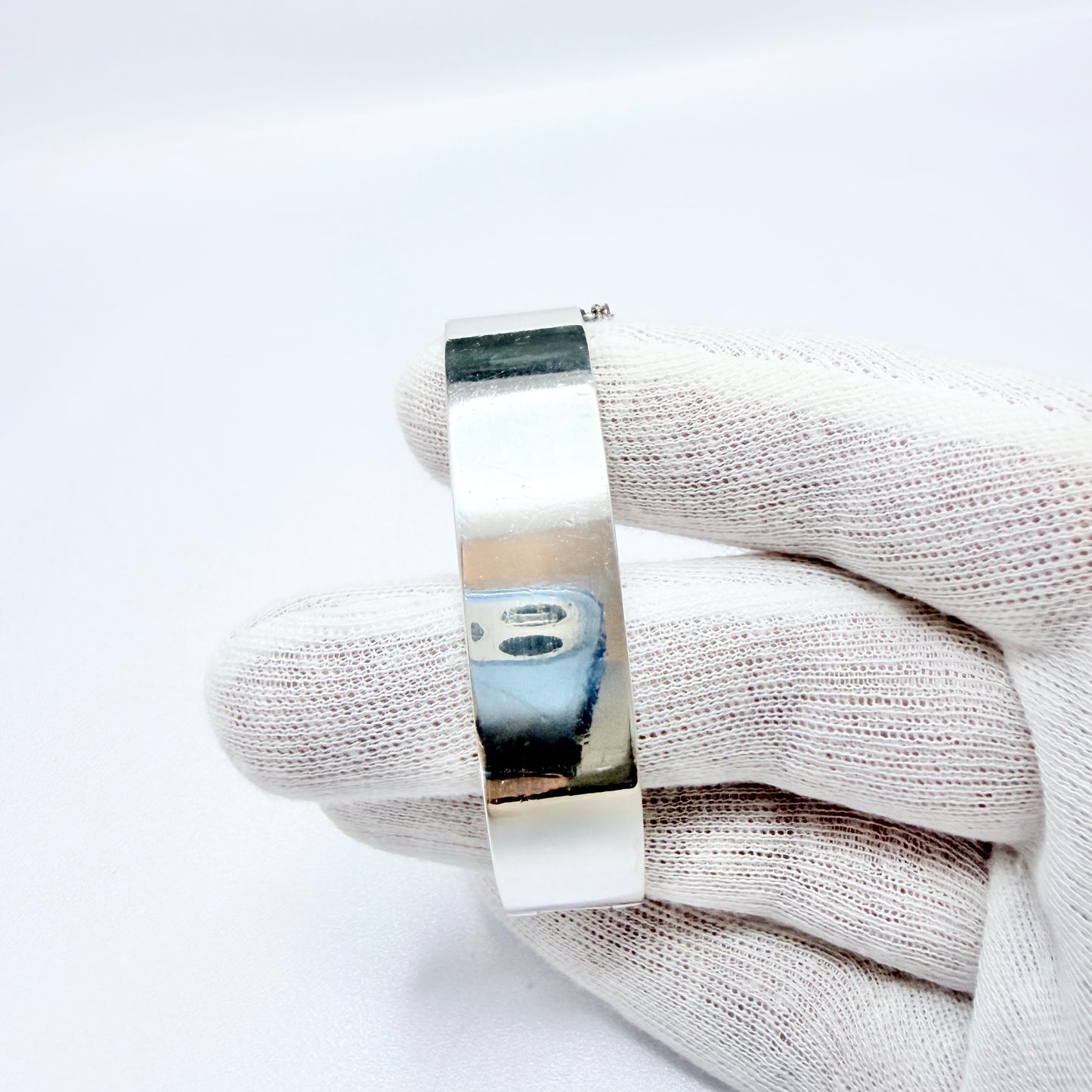 Sigurd Persson for Atlejé Stigbert, Sweden 1952. Vintage Sterling Silver Hinged Bangle