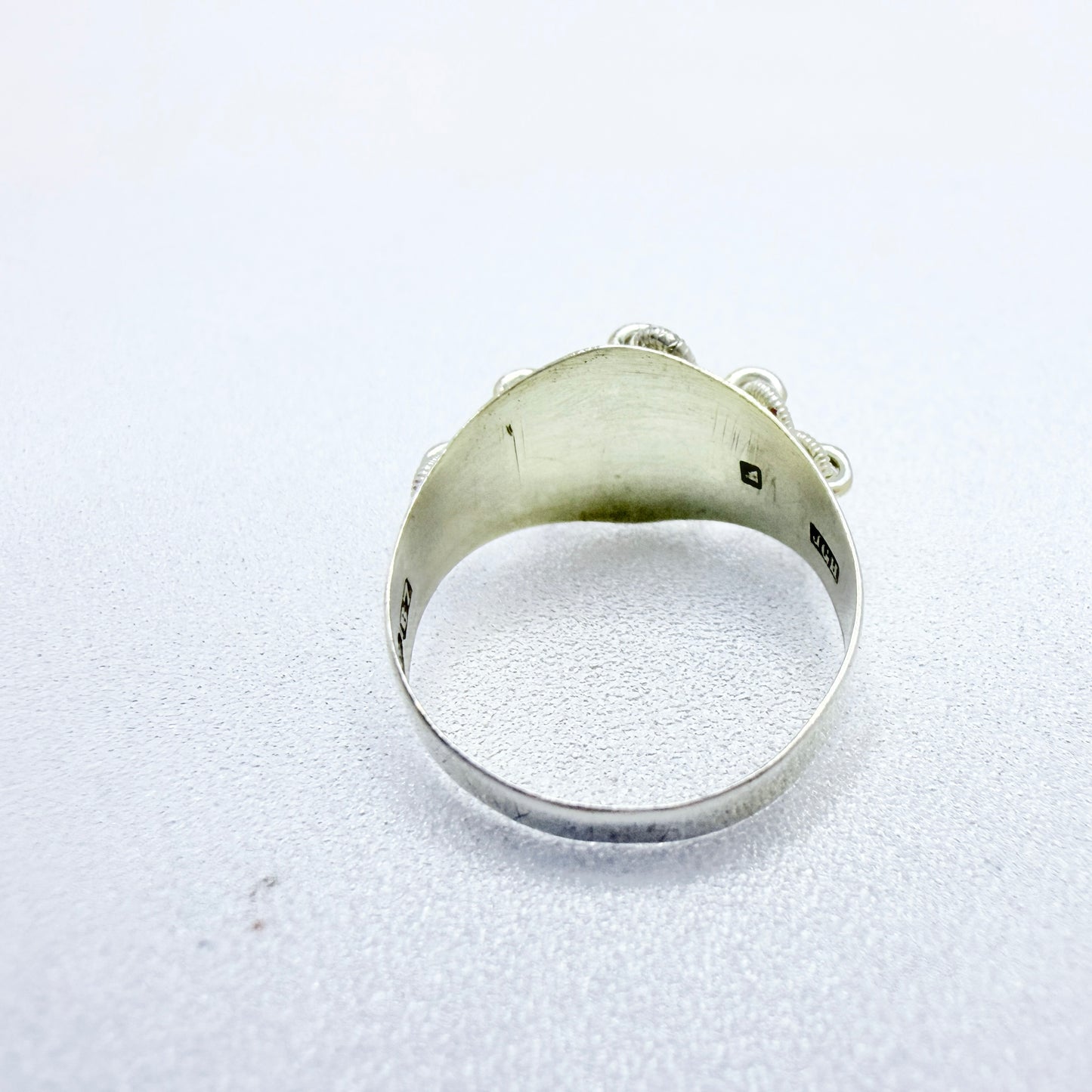 JG Hentzell, Sweden 1904. Antique Solid Silver Traditional Wedding Ring.