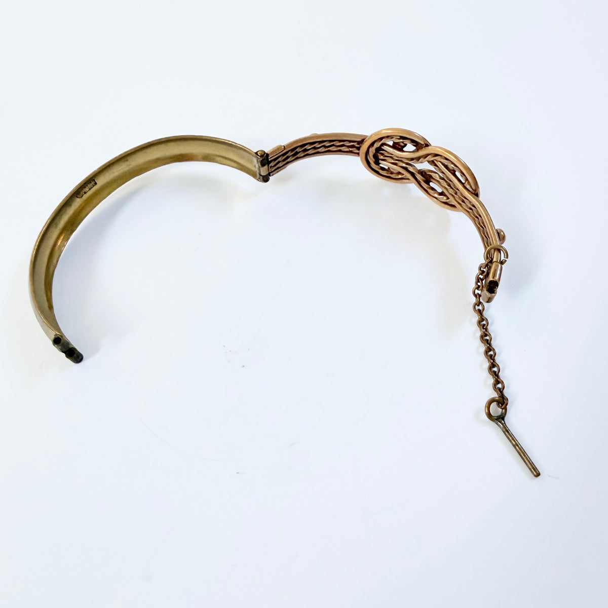Kalevala Koru, Finland. Vintage Bronze Hinged Bracelet. Design Teljänneito