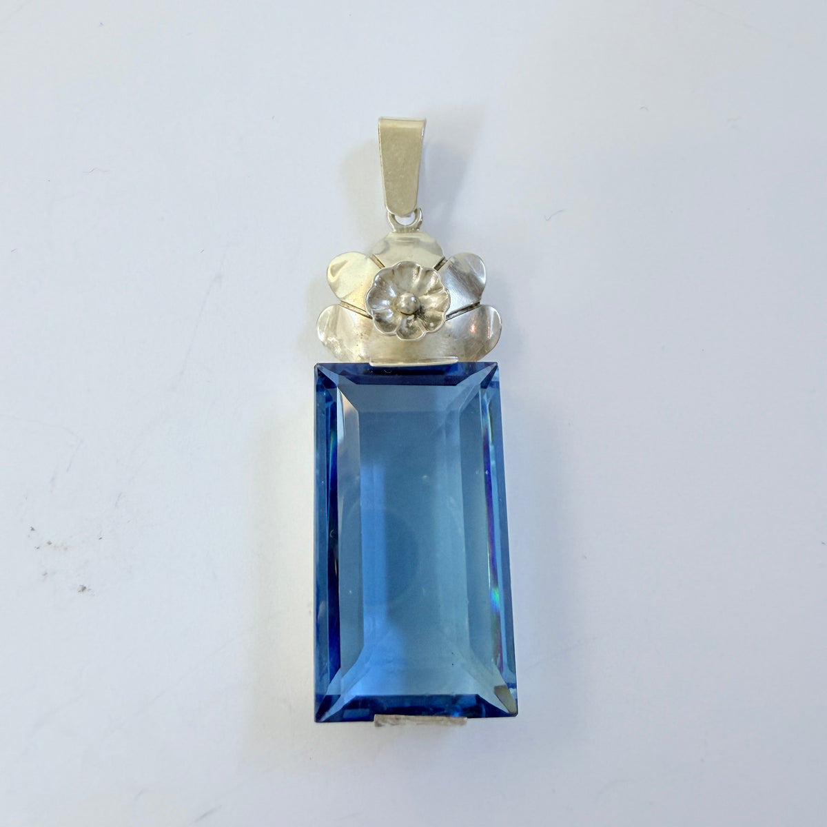 Martin Elmblad, Sweden 1947. Vintage Sterling Silver Blue Glass Pendant.