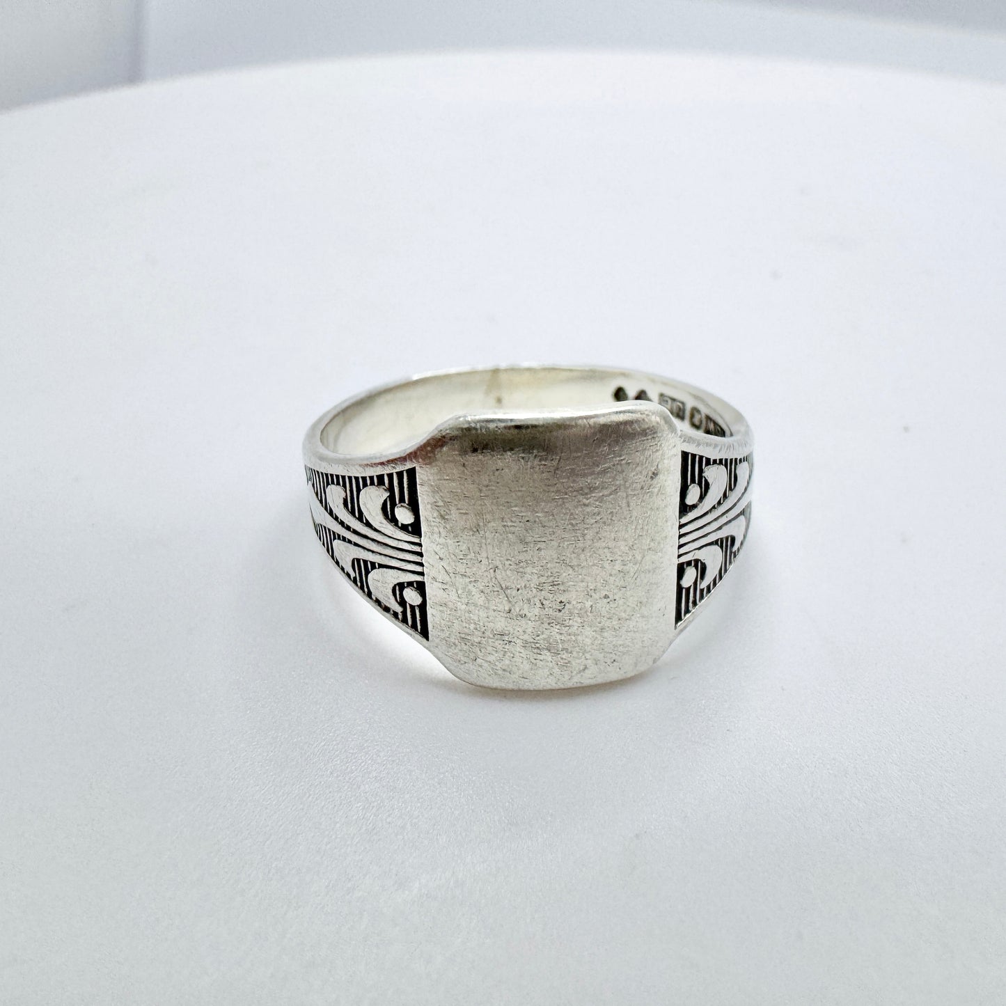 Gustafson & Son, Sweden 1946. Vintage Sterling Silver Signet Unisex Ring.