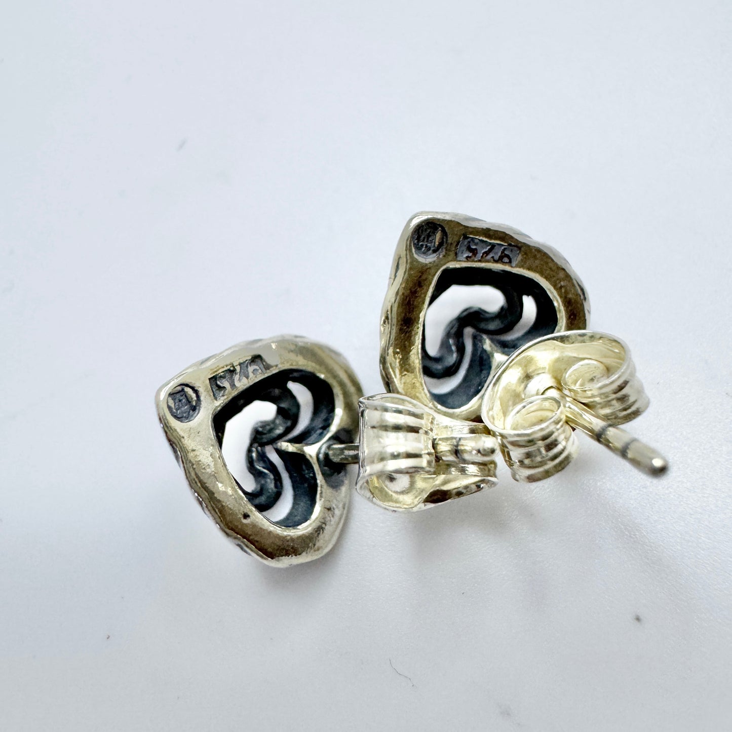 Kalevala Koru, Finland. Vintage Sterling Silver Heart Stud Earrings.