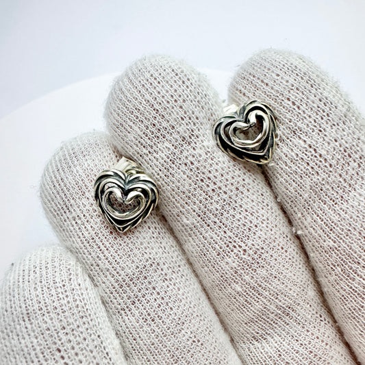 Kalevala Koru, Finland. Vintage Sterling Silver Heart Stud Earrings.