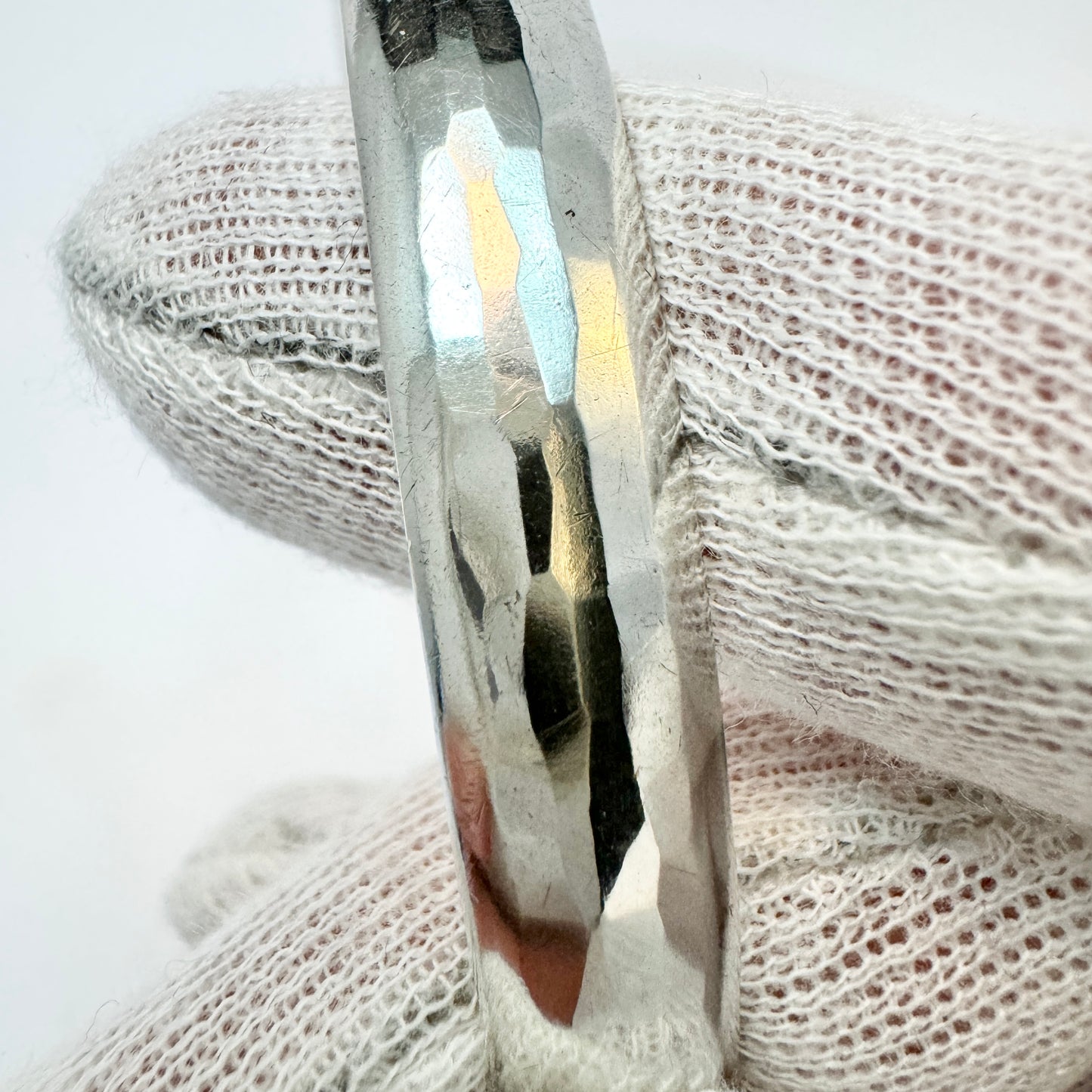 Juhls, Kautokeino, Norway. Vintage Sterling Silver Bangle Bracelet.