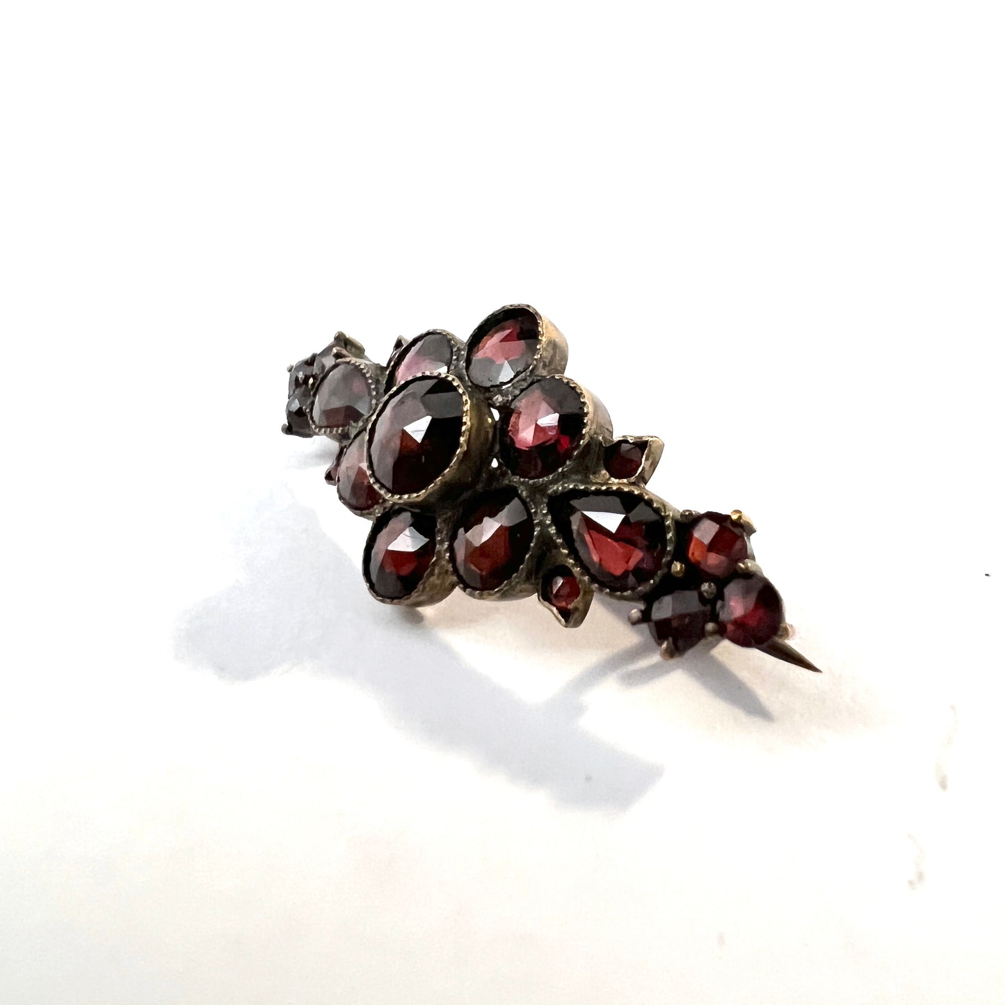 Antique c year 1900. Bohemian Garnet Gilt Metal Brooch.