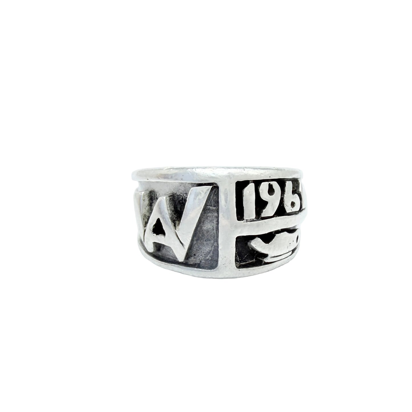 USA 1961. Vintage Handwrought Sterling Silver Class Ring