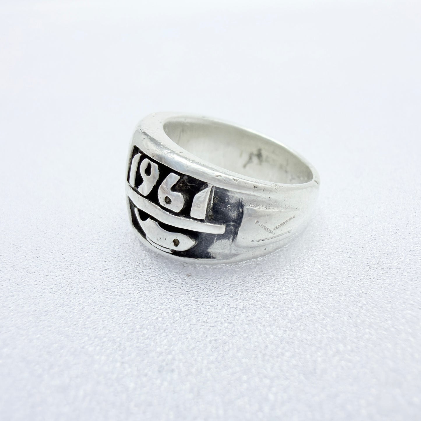 USA 1961. Vintage Handwrought Sterling Silver Class Ring