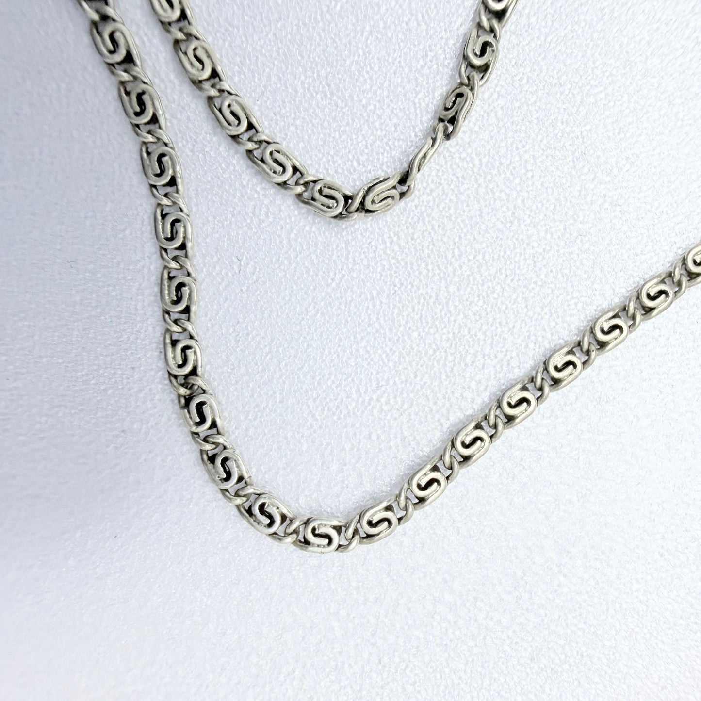 Marnefeldt, Sweden 1968. Vintage Solid Silver Bergslagen-stone Pendant Necklace.