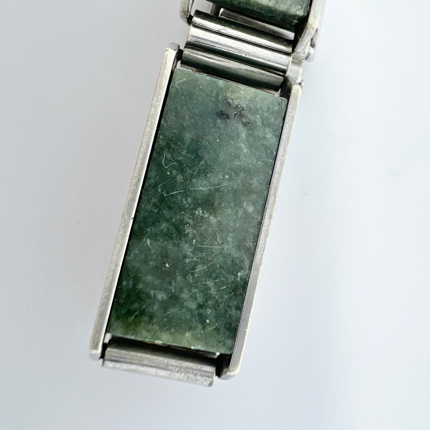 Maker ESP, Vienna Austria 1940-50s. Solid Silver Deep Forest Green Hardstone Bracelet.