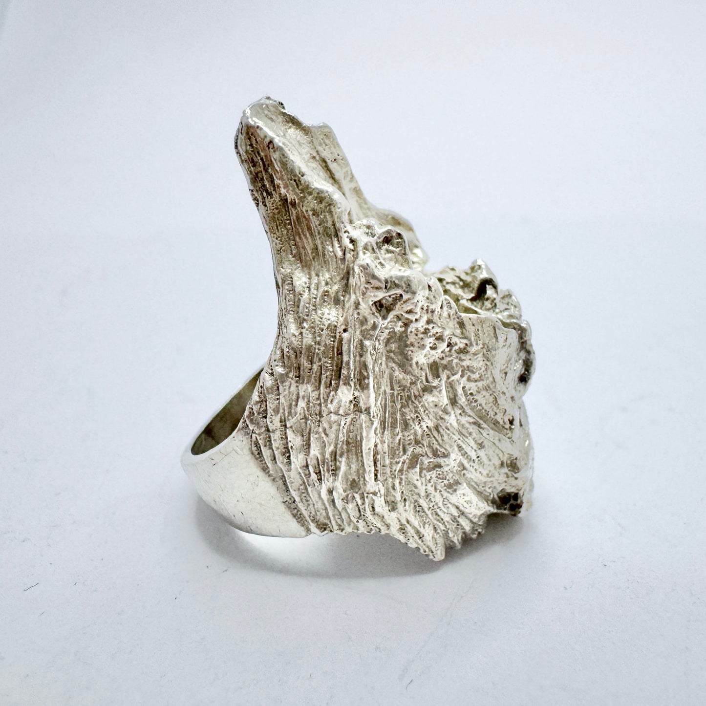 Knud V Andersen for Anton Michesen, Denmark ca 1970. Chunky Vintage Sterling Silver Ring.