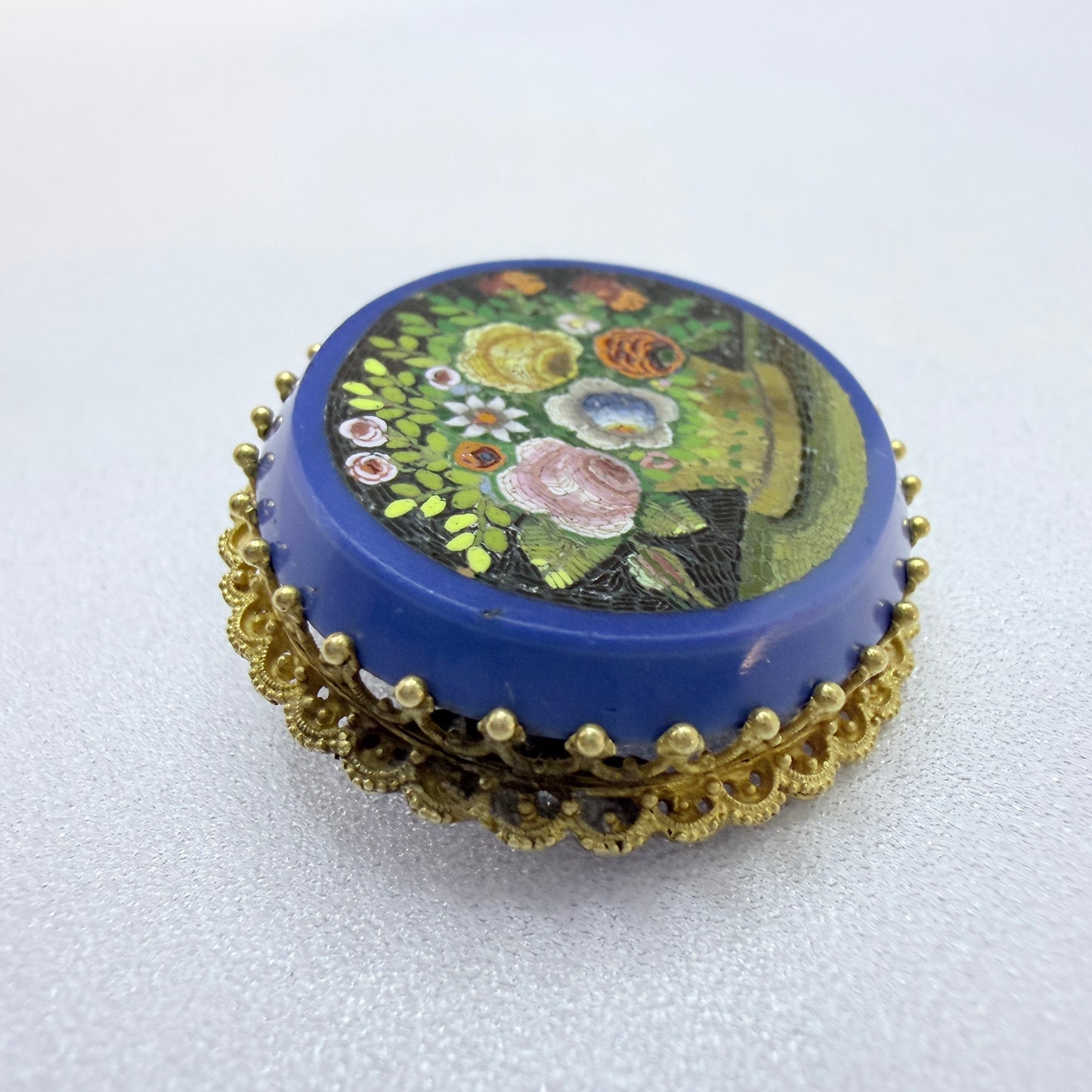 Antique Victorian 18k Gold Micro Mosaic Brooch.