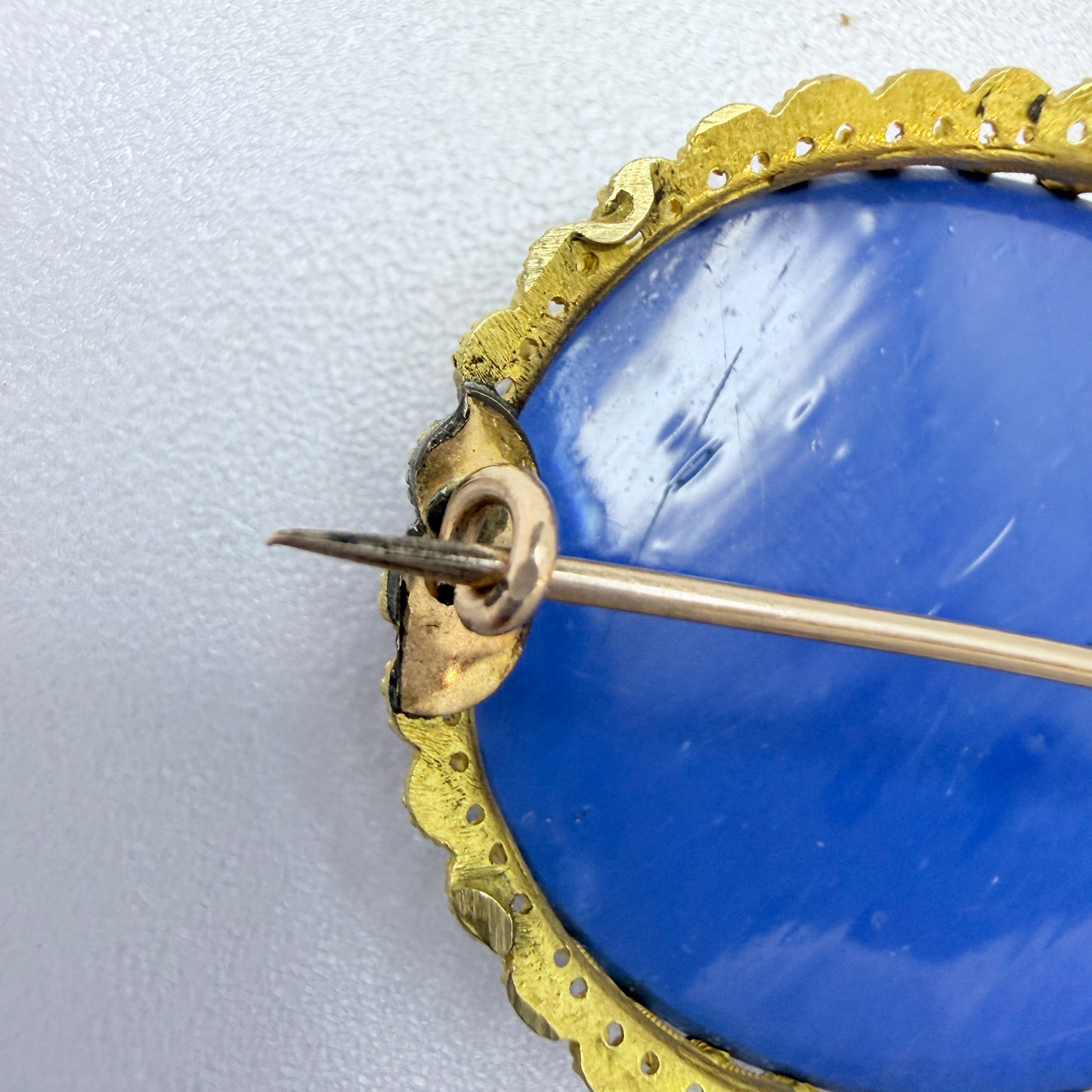 Antique Victorian 18k Gold Micro Mosaic Brooch.