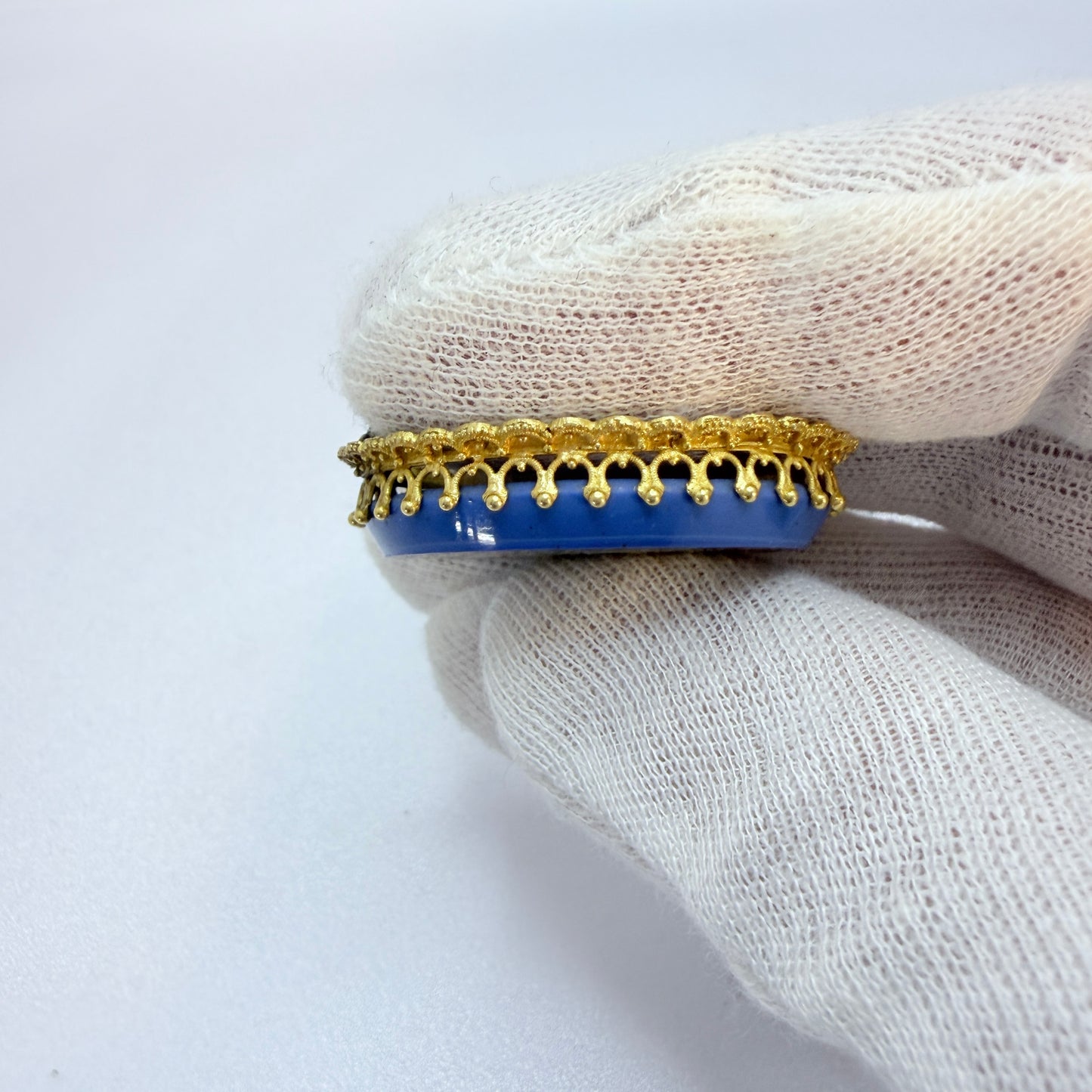 Antique Victorian 18k Gold Micro Mosaic Brooch.