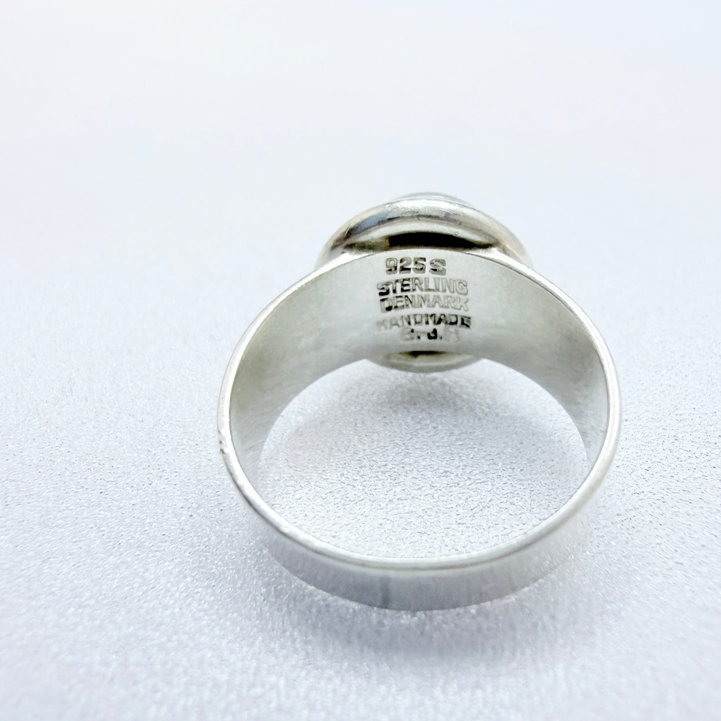 Bjørklund Brothers, Copenhagen, Denmark 1960s. Vintage Sterling Silver Chalcedony Ring.