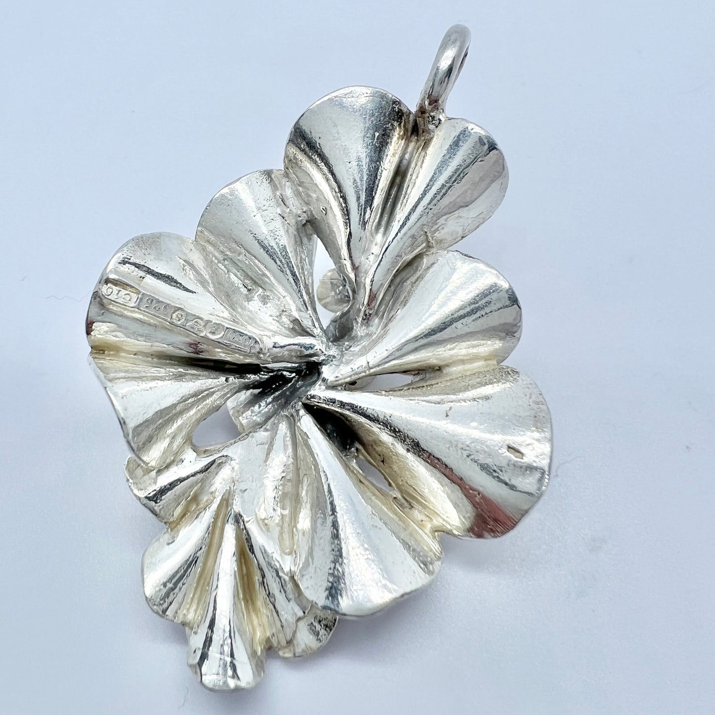 Etsuko Minowa, for Nordisk Kokusai, Sweden 1977. Vintage Sterling Silver Pendant.