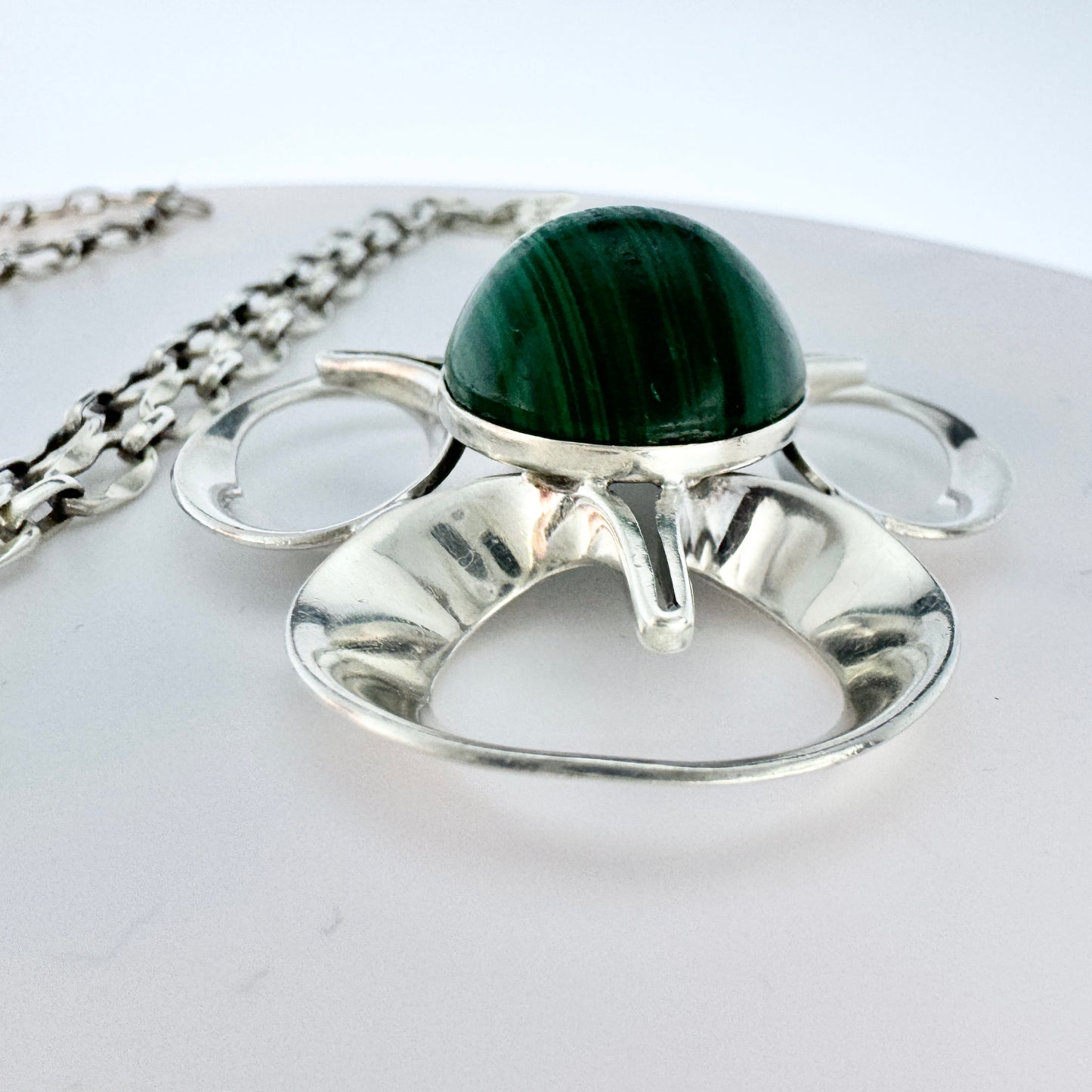 Theresia Hvorslev for Alton, Sweden 1973. Vintage Sterling Silver Malachite Pendant Necklace. Signed.