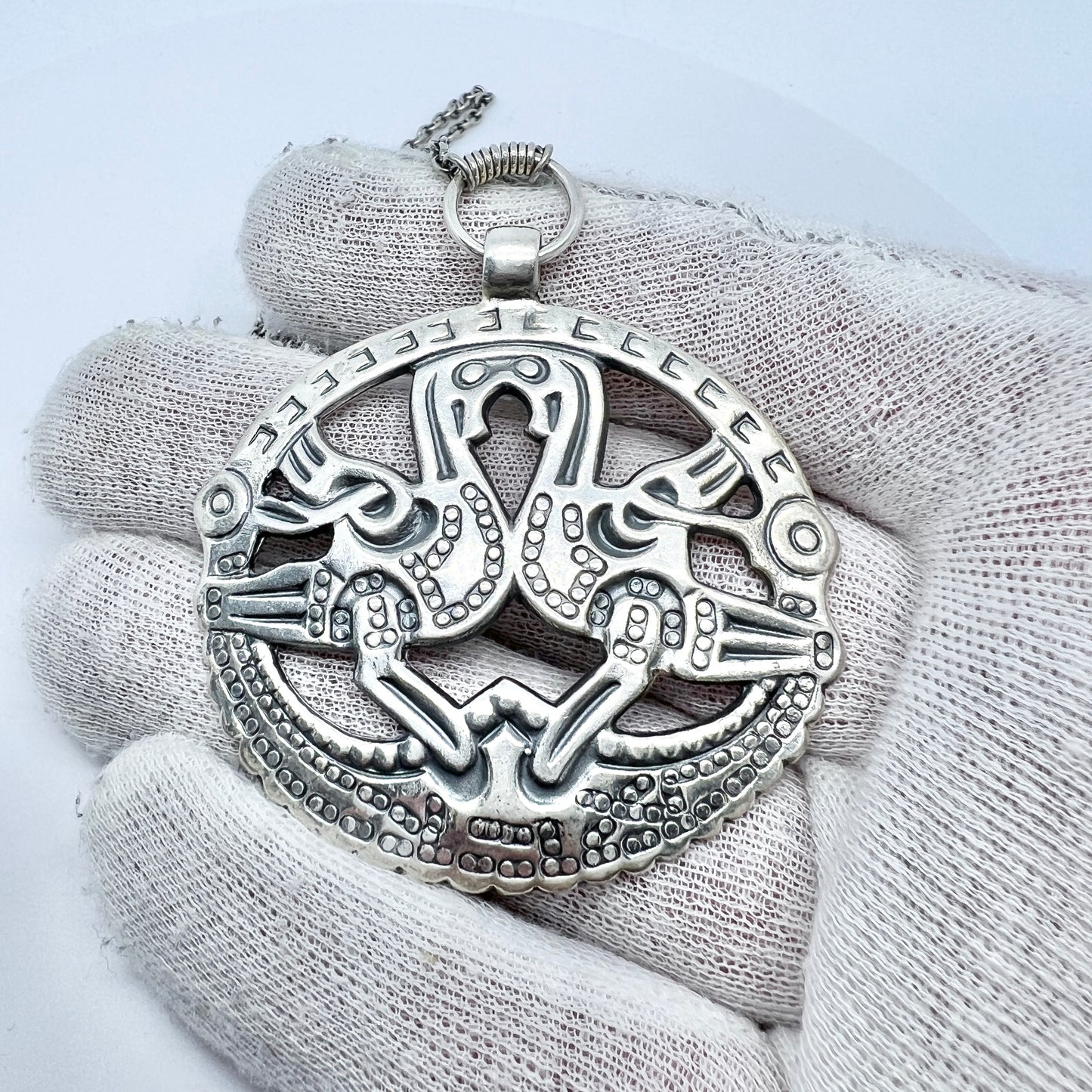 Kalevala Koru, Finland 1977. Vintage Sterling Silver Pendant Necklace.