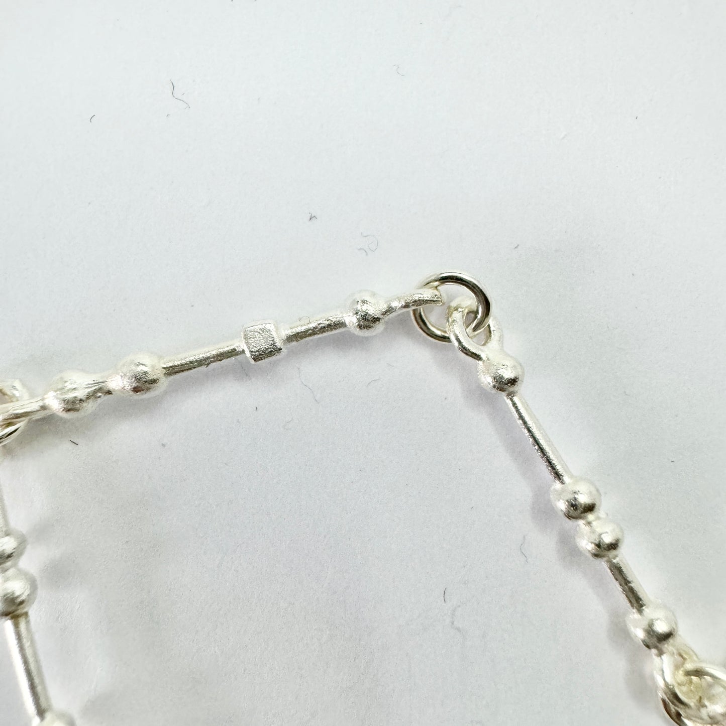 Jorma Laine for Kultateollisuus, Finland 1975. Vintage Sterling Silver 33 inch Necklace.