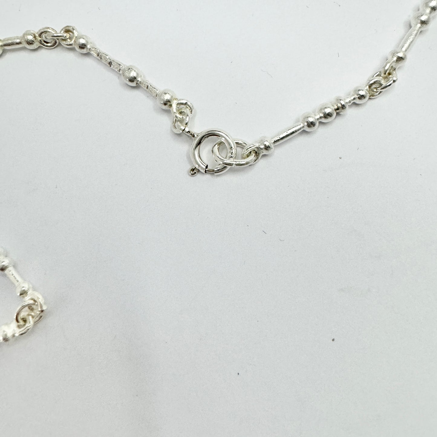 Jorma Laine for Kultateollisuus, Finland 1975. Vintage Sterling Silver 33 inch Necklace.