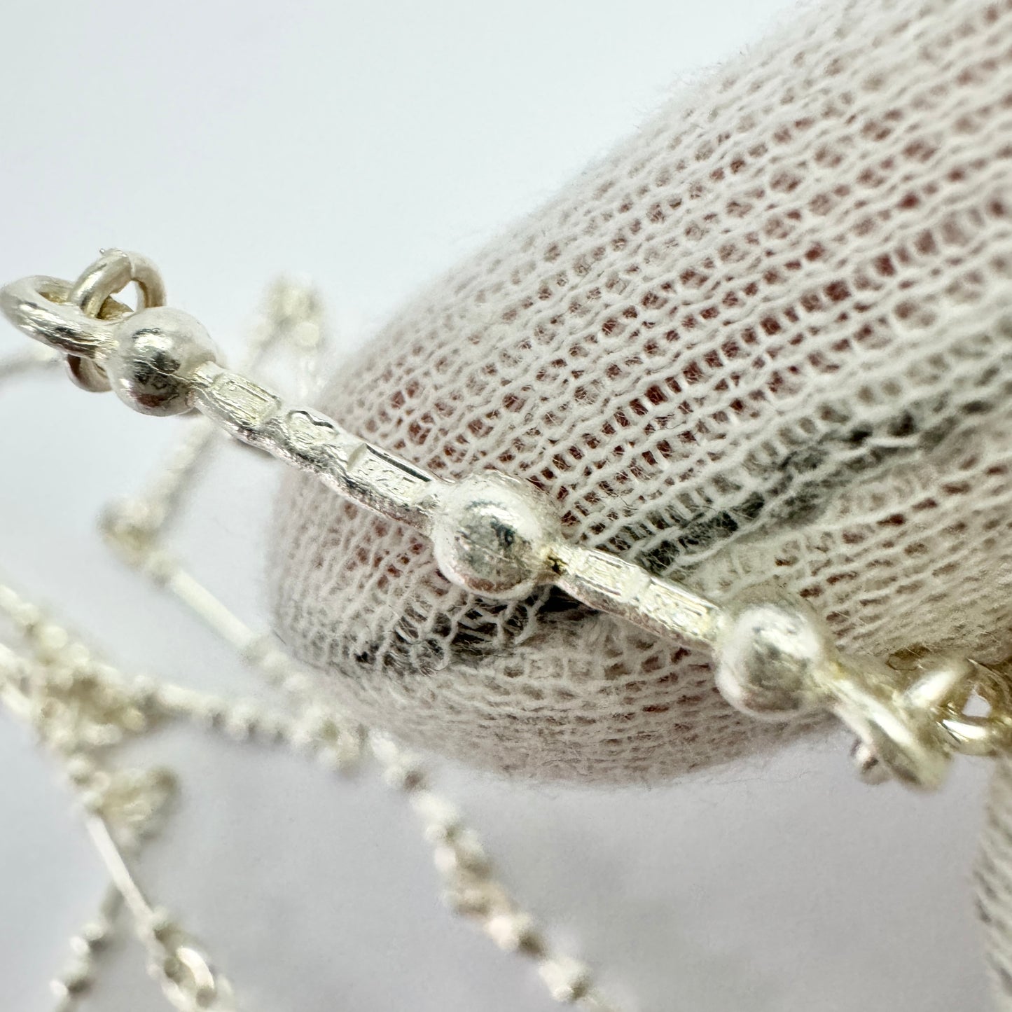 Jorma Laine for Kultateollisuus, Finland 1975. Vintage Sterling Silver 33 inch Necklace.